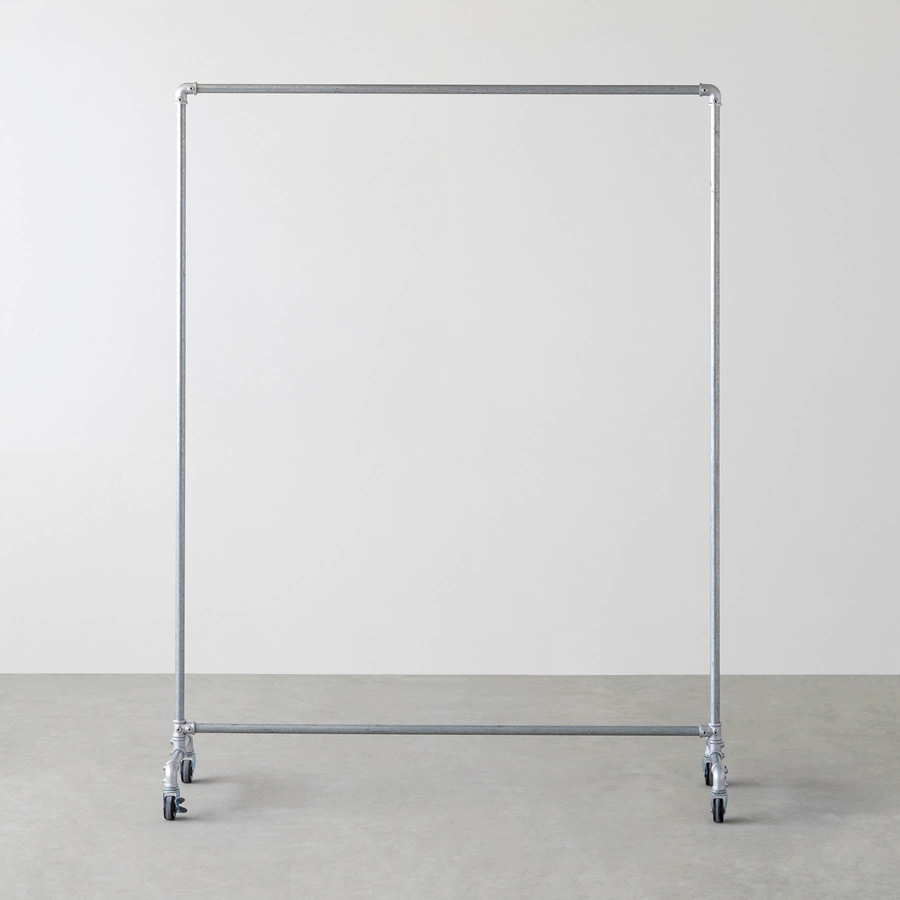 インダストリアルテイストなラック