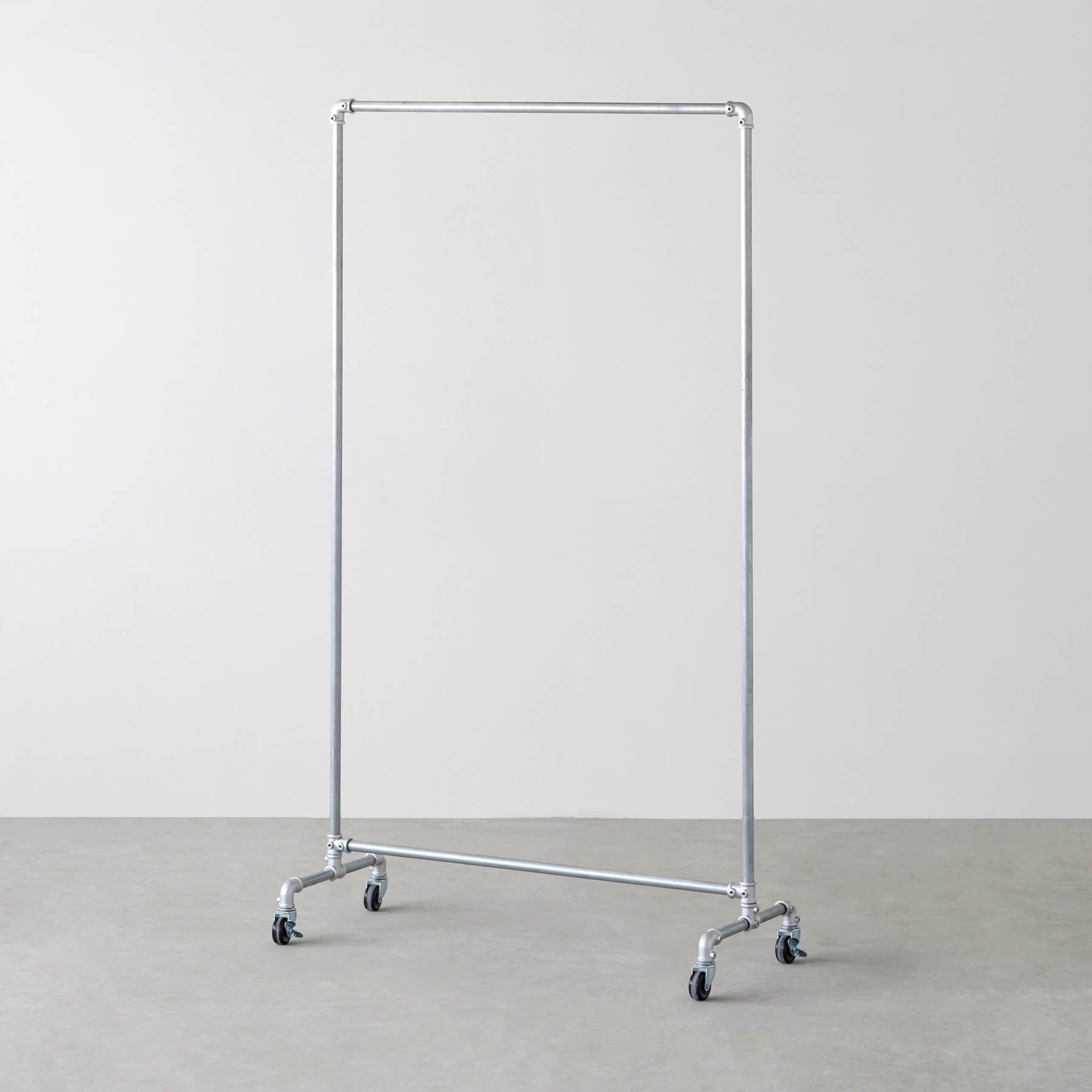 インダストリアルテイストなラック