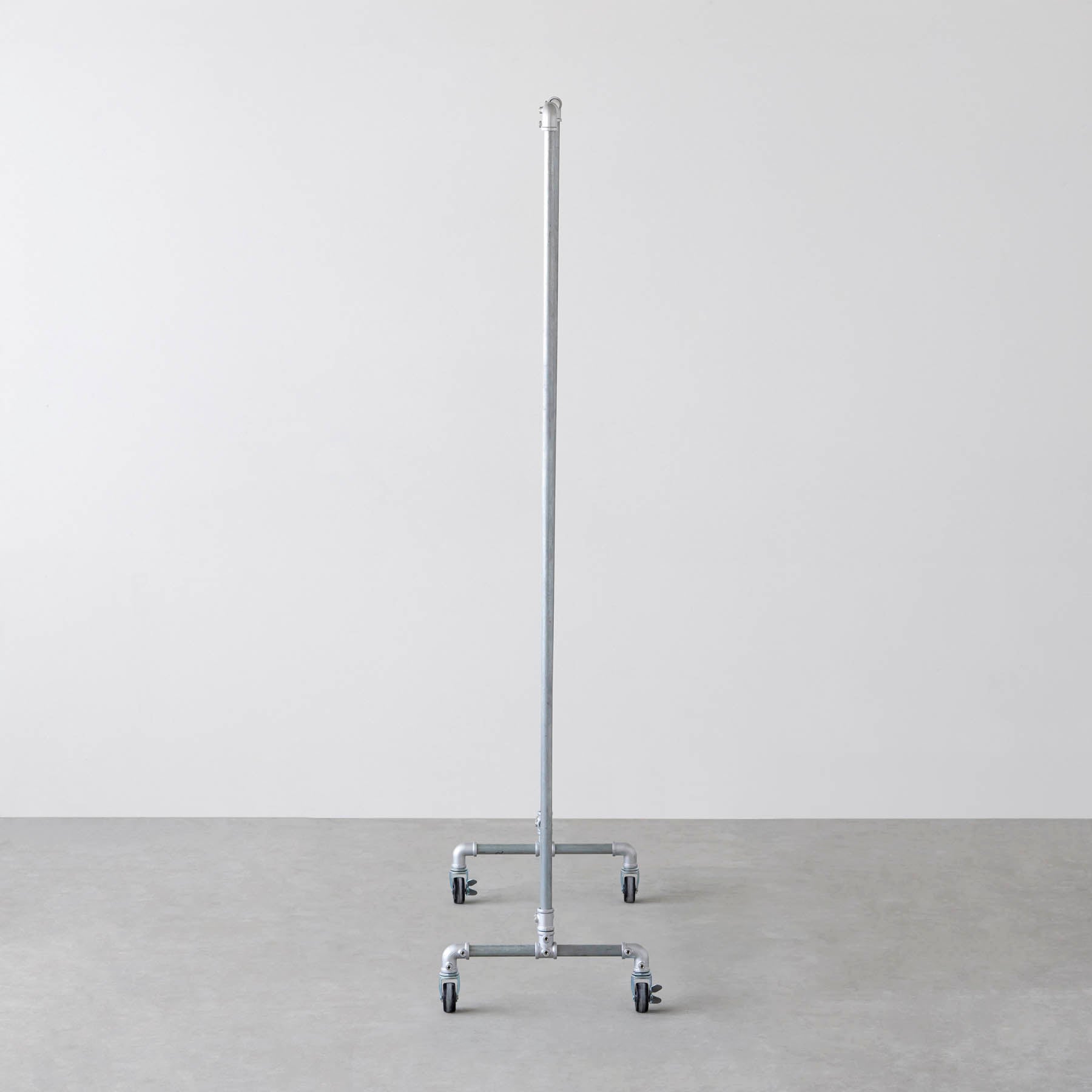 インダストリアルテイストなラック