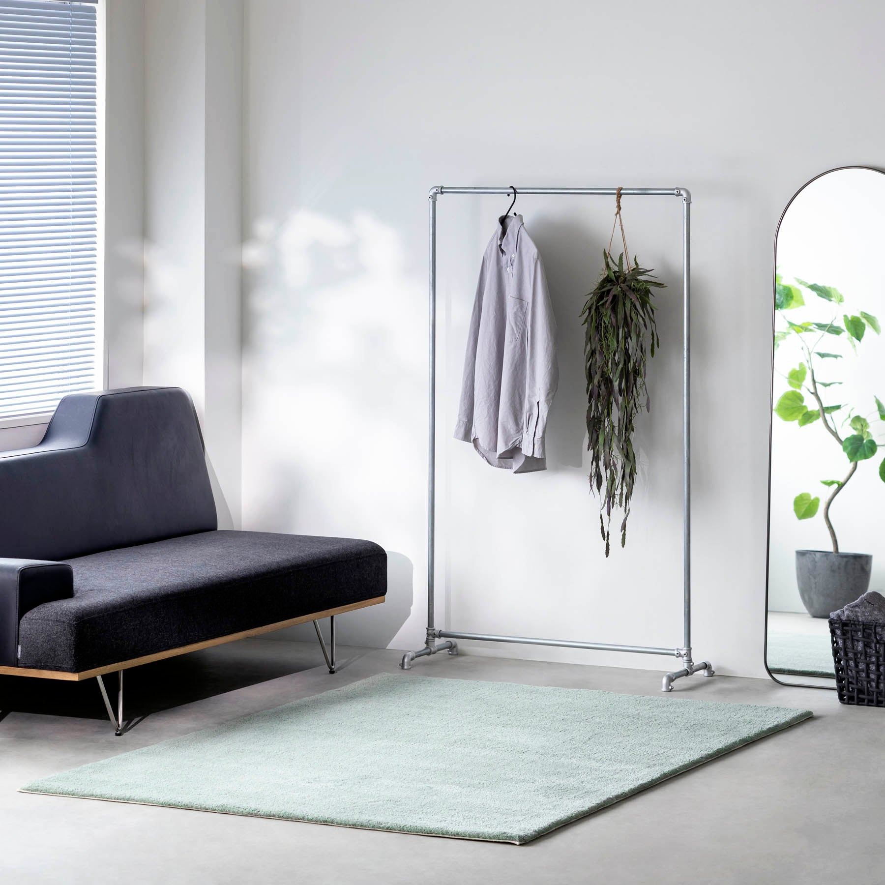 インダストリアルテイストなラック