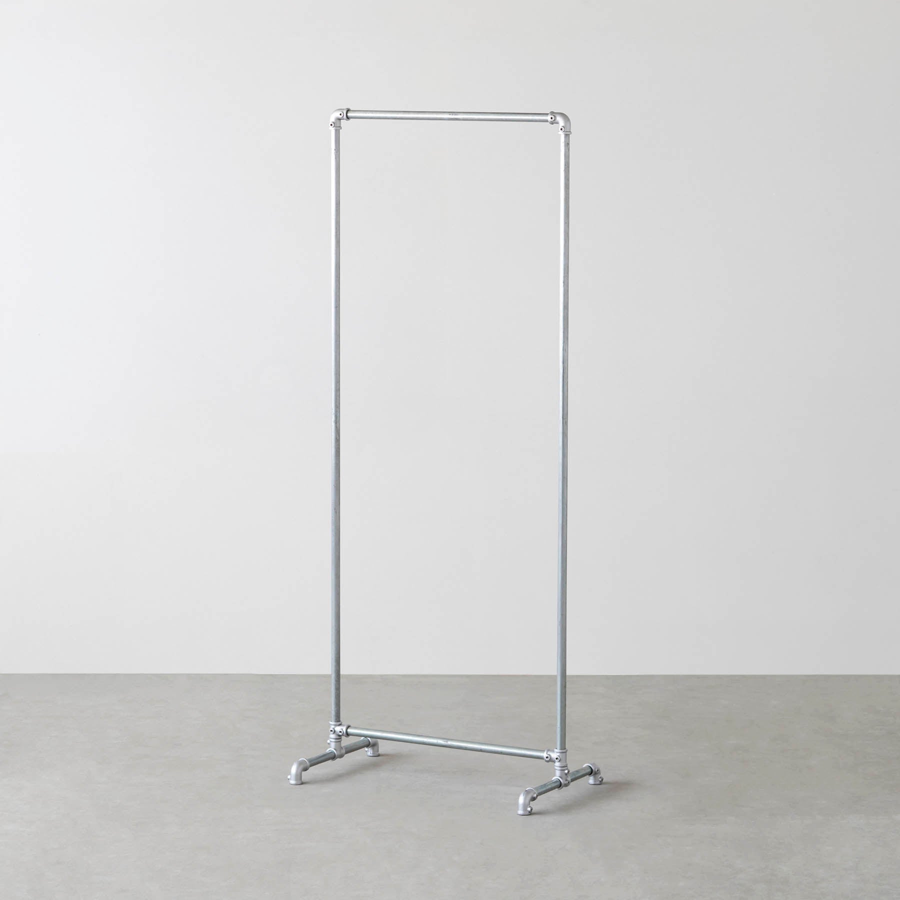 インダストリアルテイストなラック