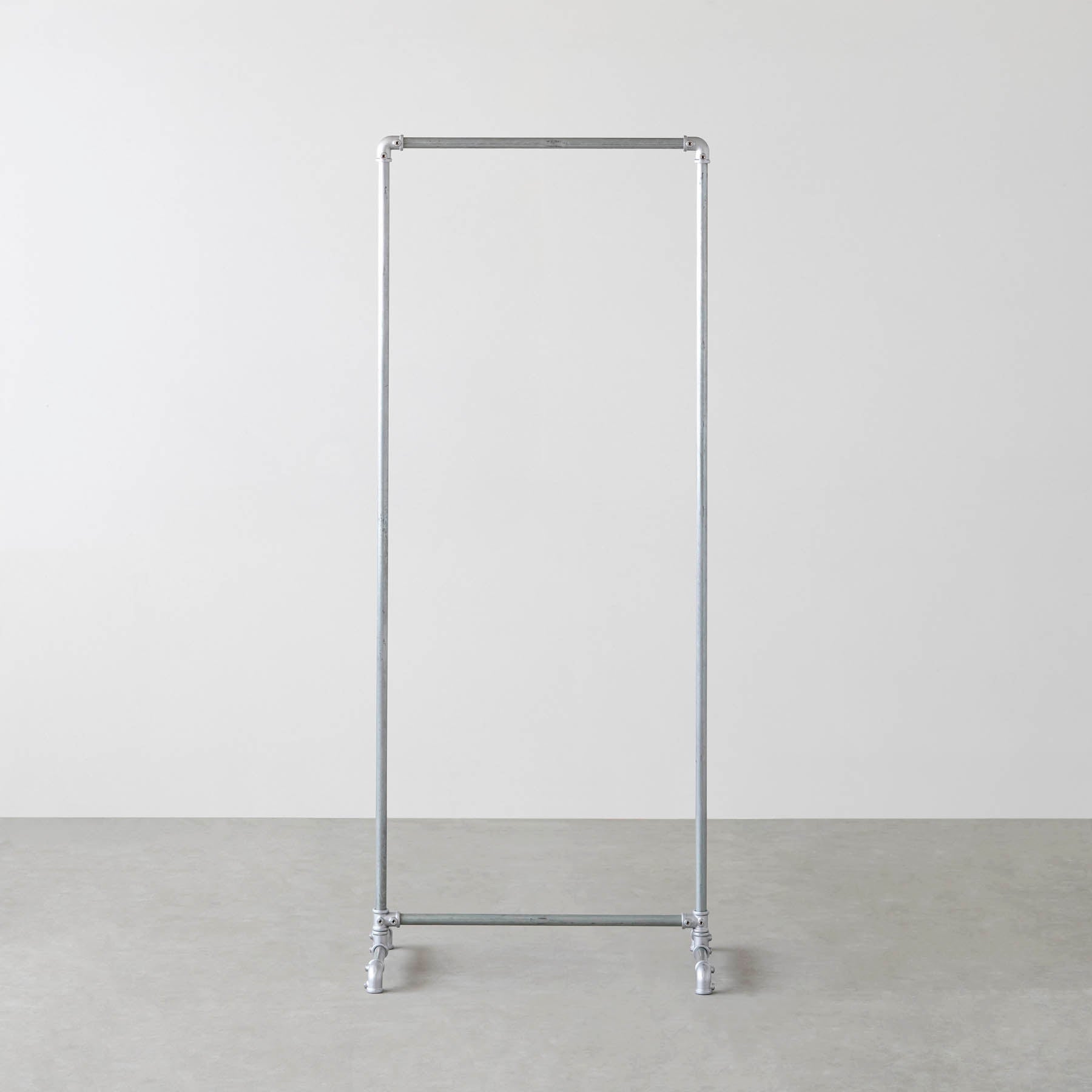 インダストリアルテイストなラック