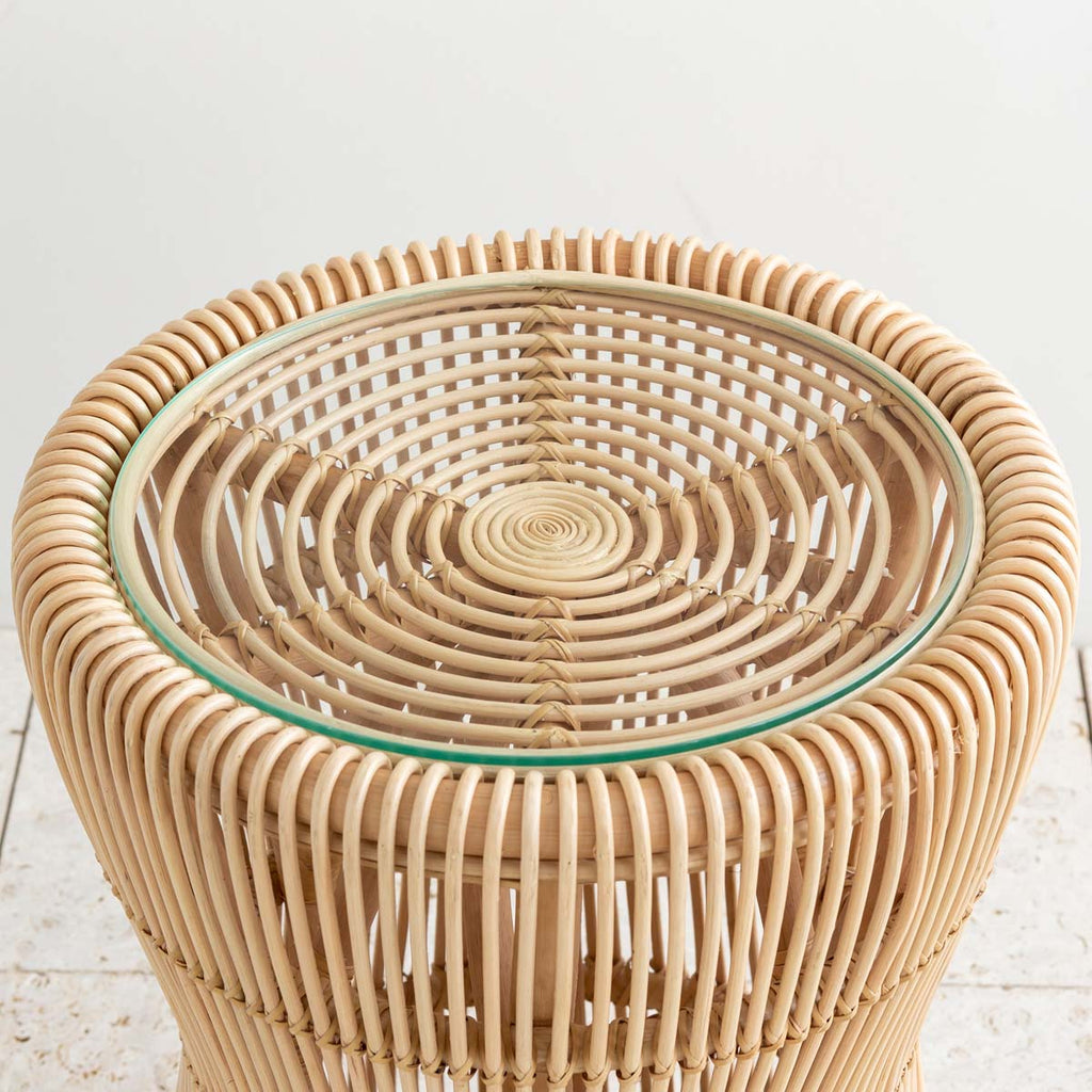 円形のラタンフレームが美しいサイドテーブル（天板）