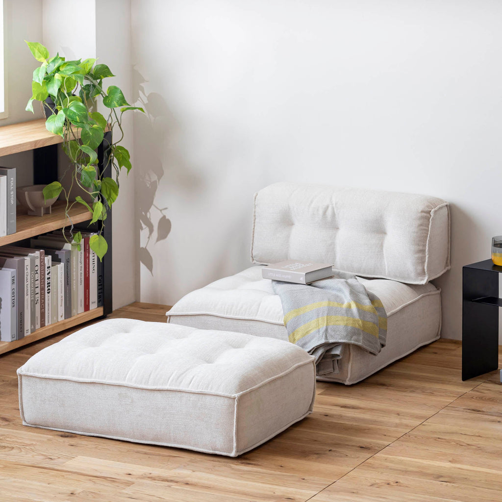 カスタマイズできるクッションソファ用の背もたれパーツ