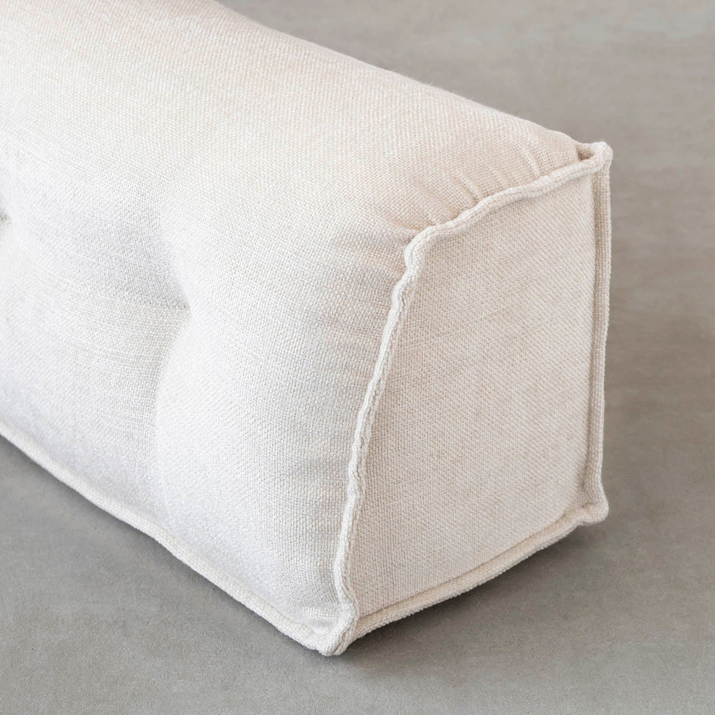 カスタマイズできるクッションソファ用の背もたれパーツ