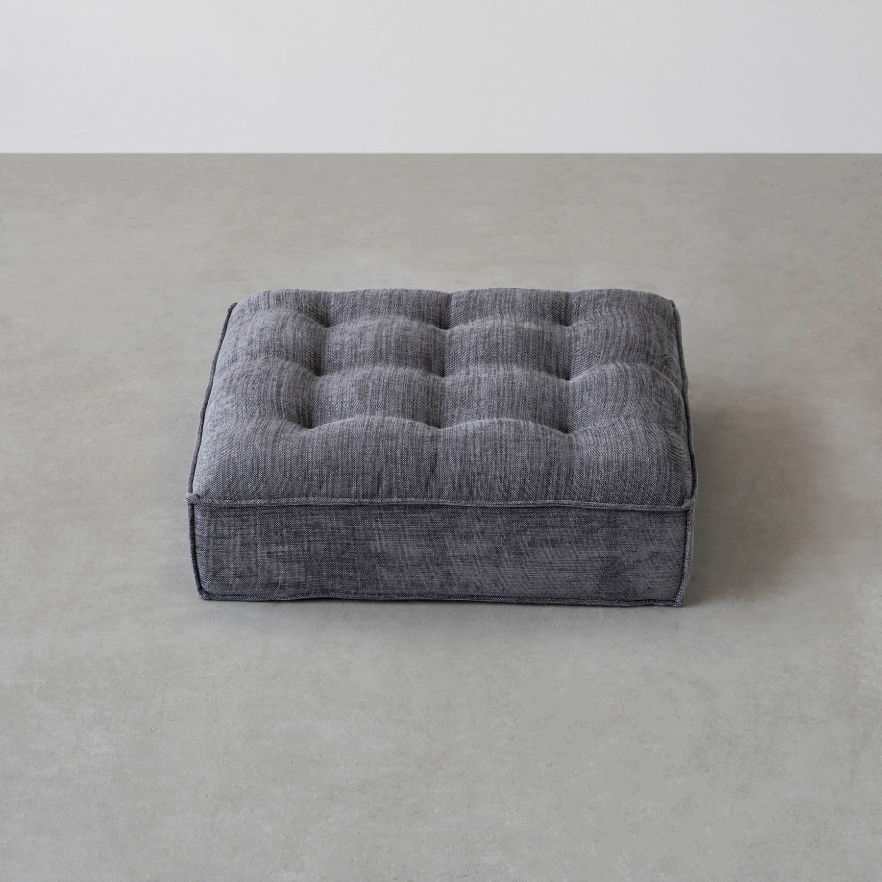 カスタマイズできるクッションソファ用の座面パーツ