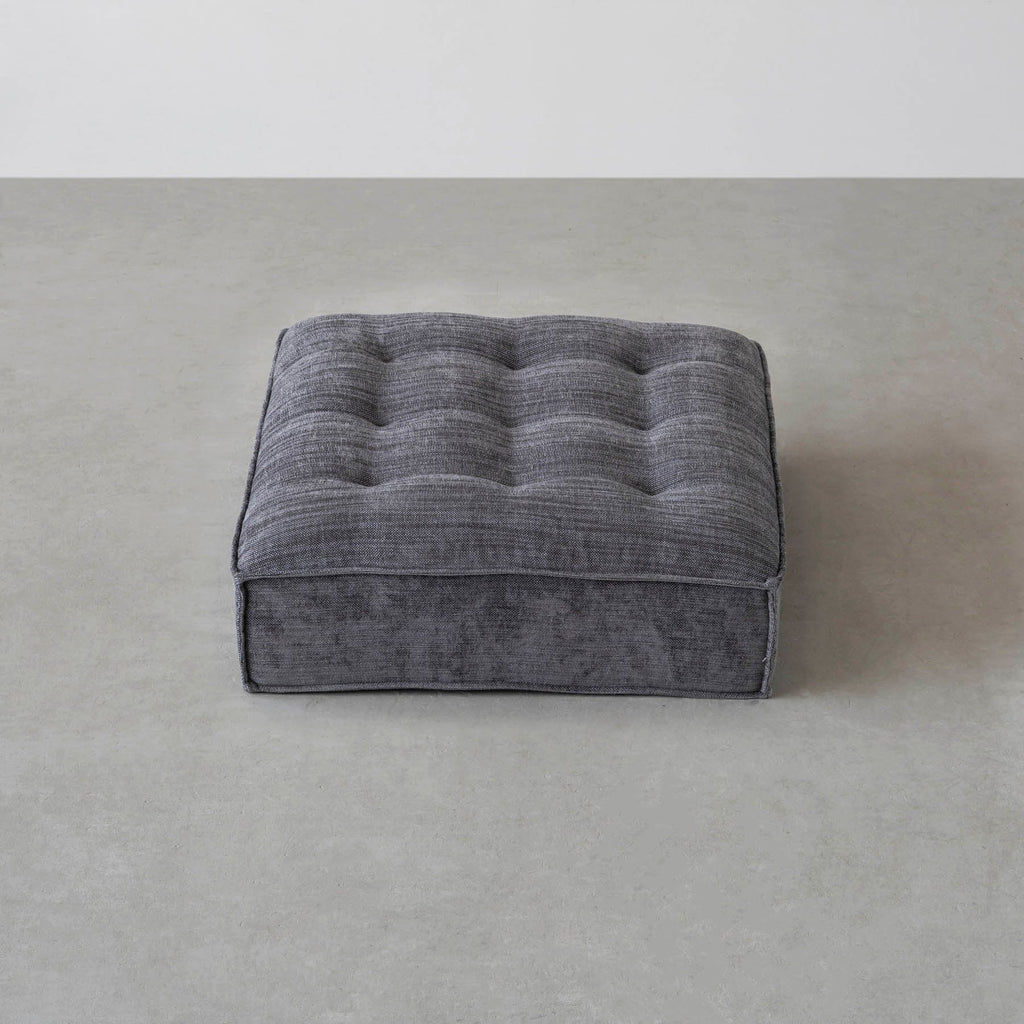 カスタマイズできるクッションソファ用の座面パーツ