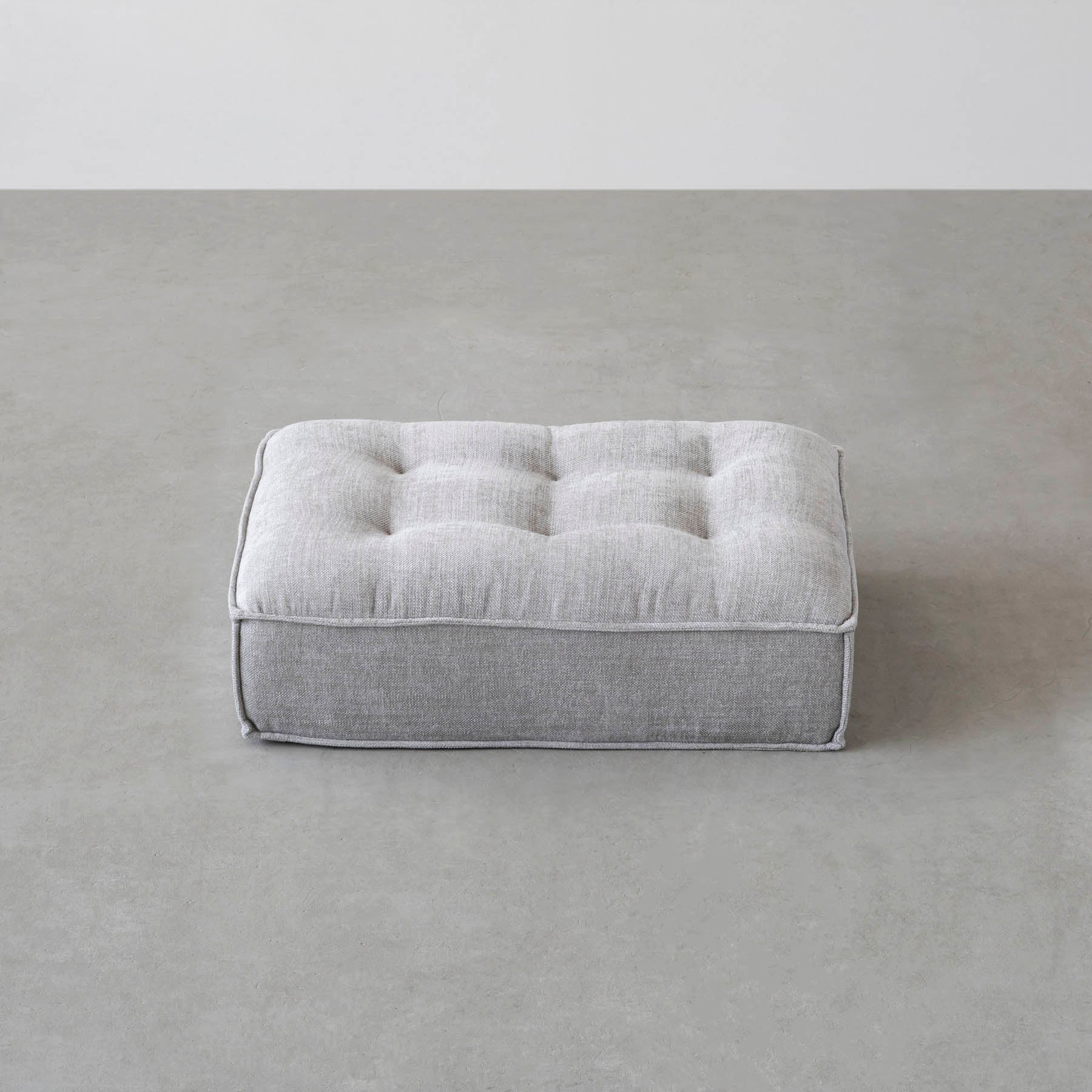 カスタマイズできるクッションソファ用の座面パーツ