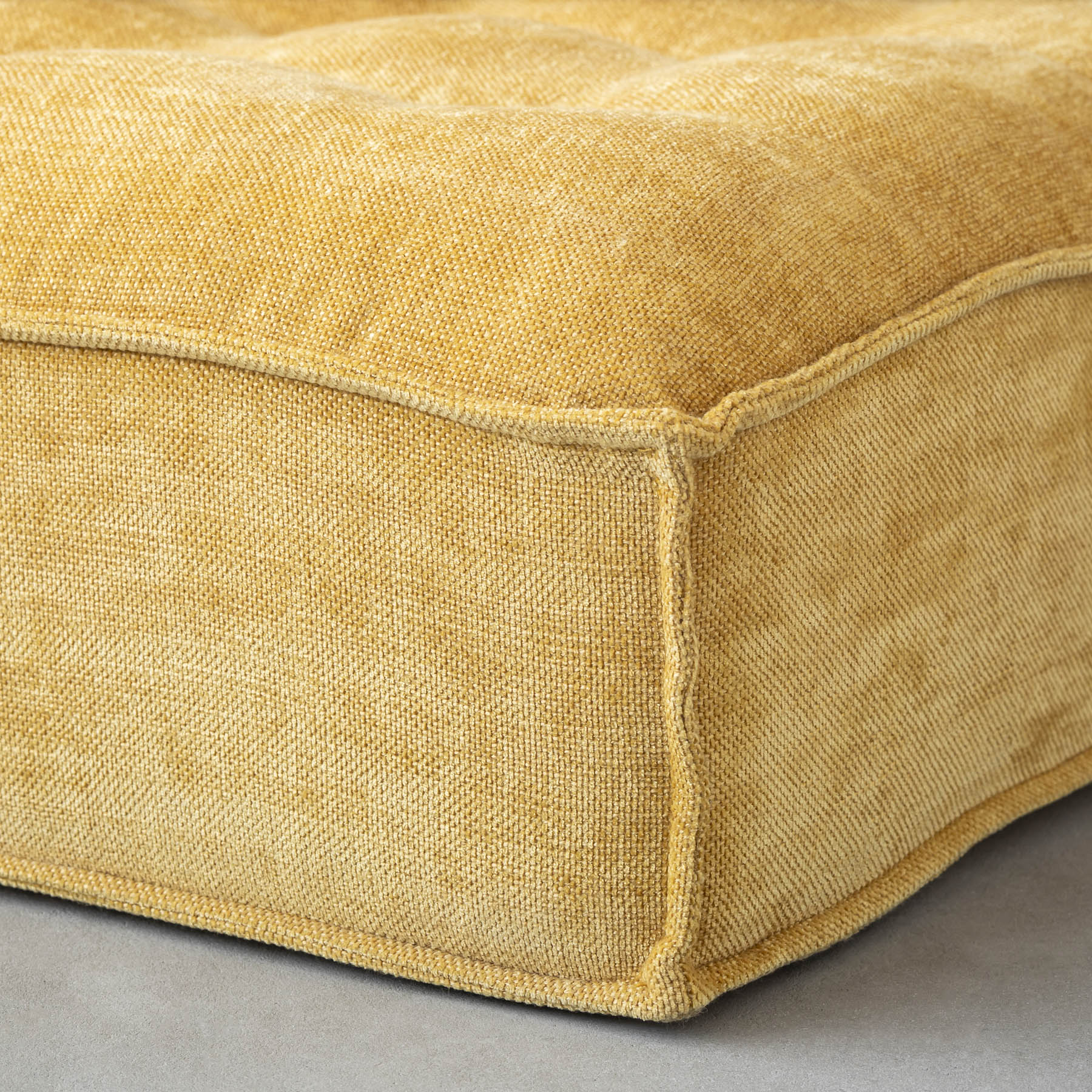 カスタマイズできるクッションソファ用の座面パーツ