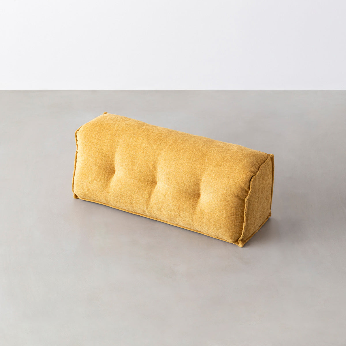 自由にカスタマイズできるイエローのスタンダードなクッションソファ用の背もたれパーツ１