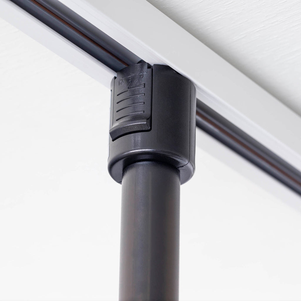 照明用のダクトレールに簡単に取り付けが出来るファン（ブラック）