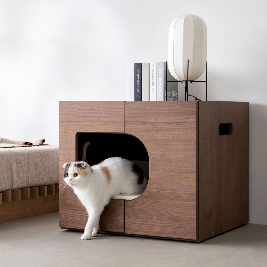 KARIMOKU CAT RESTROOM