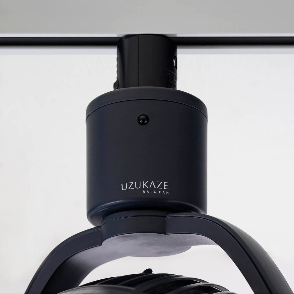 コンパクトな扇風機型シーリングファン