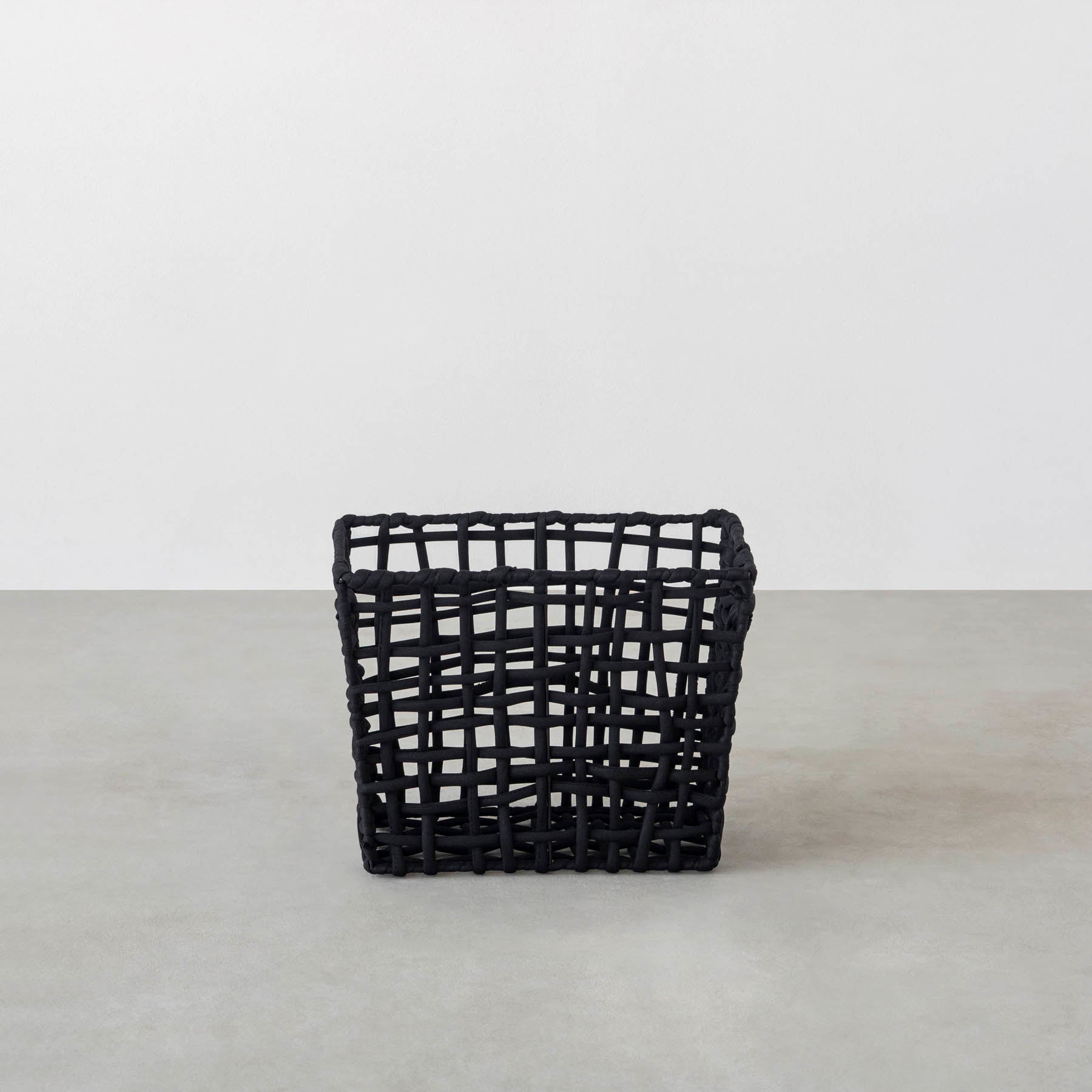 手編みのロープバスケットLサイズ