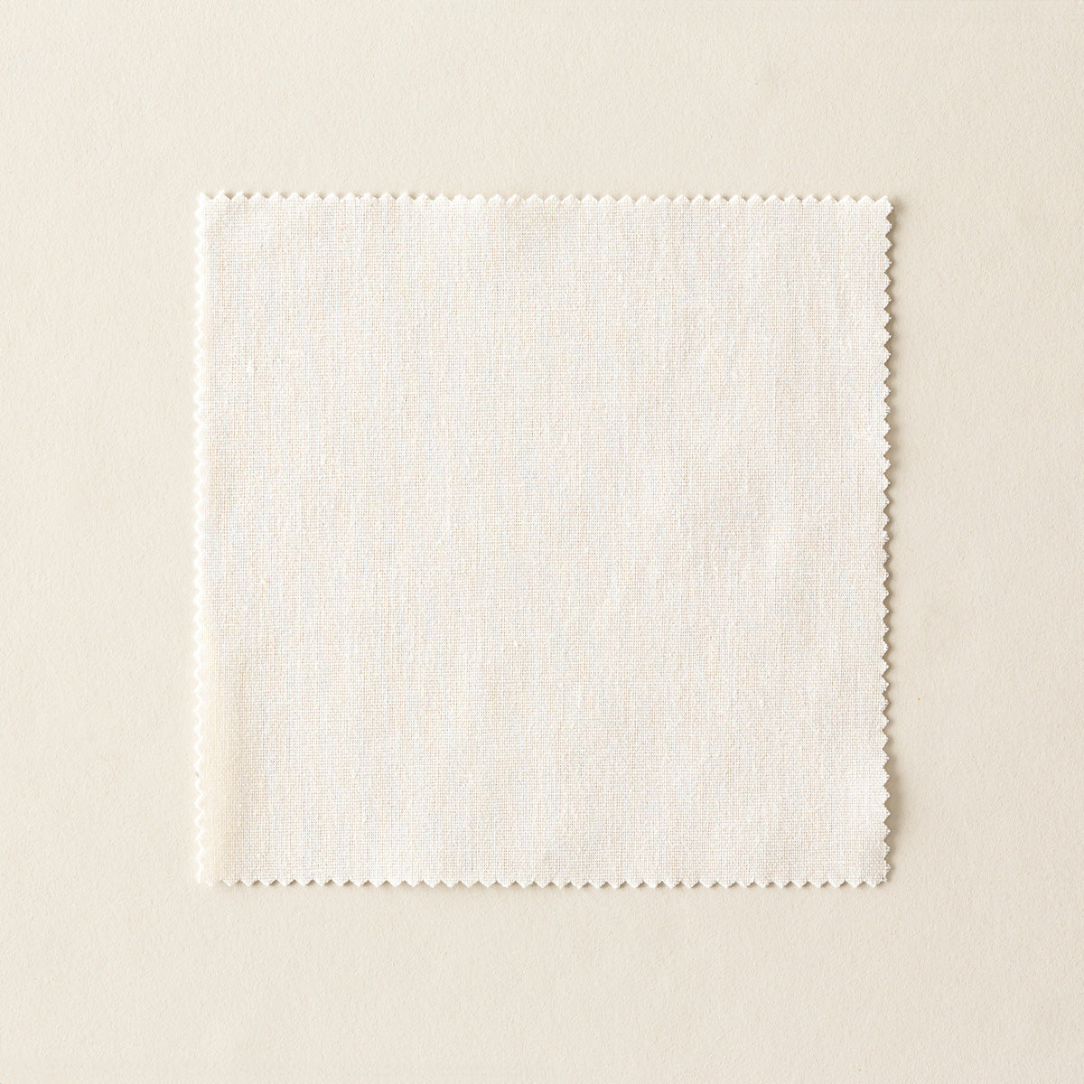 カーテンカットサンプル（表）