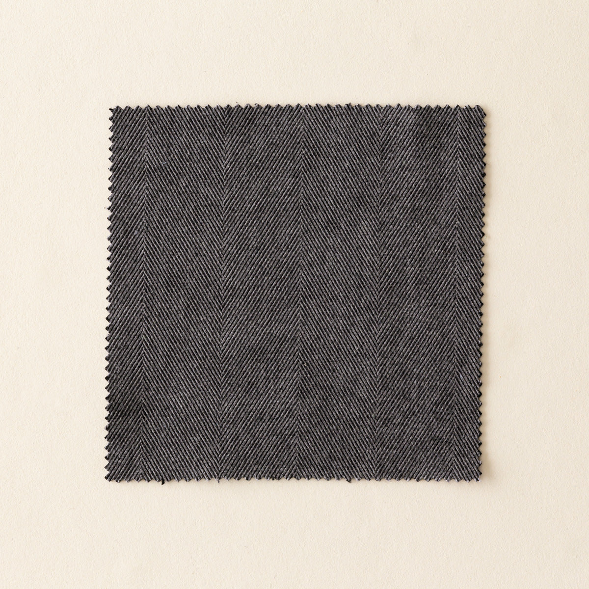 カーテンカットサンプル（表）