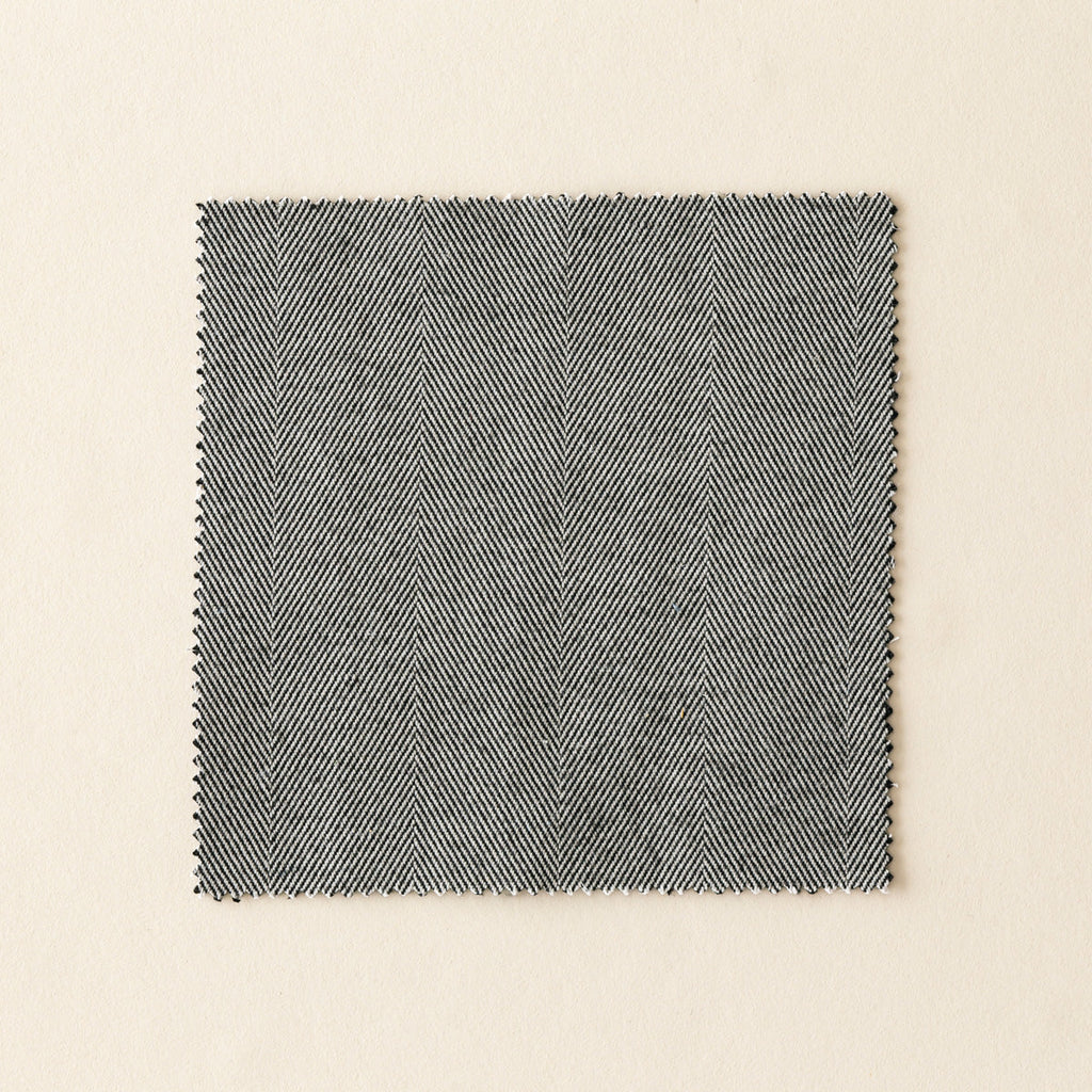 カーテンカットサンプル（表）