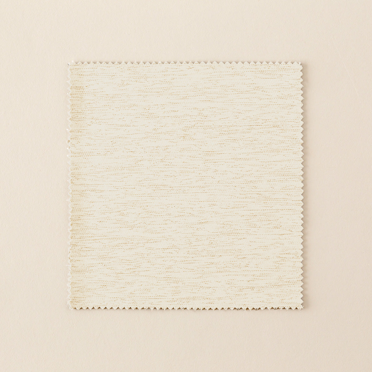 ベージュのカーテンカットサンプル（表）