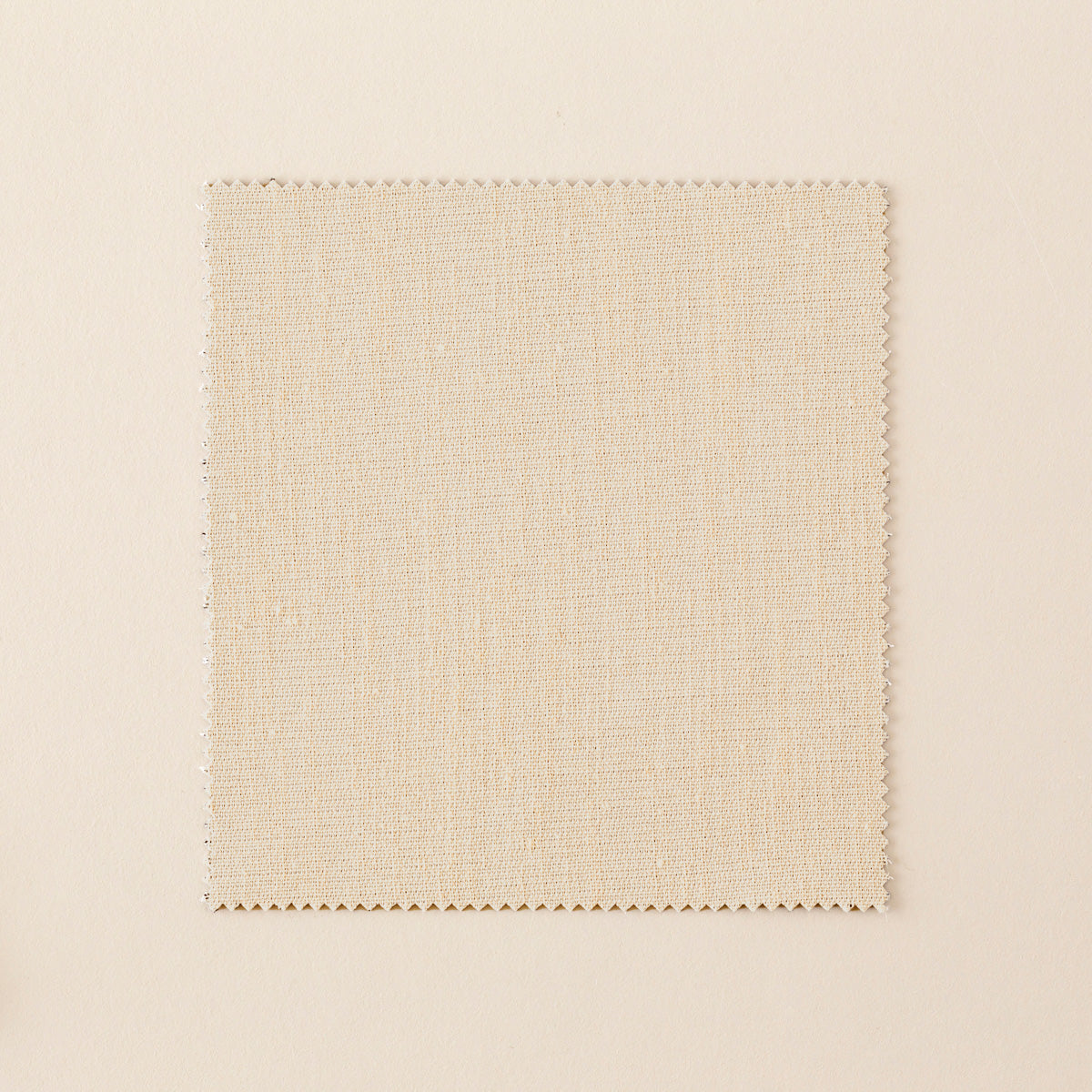 アイボリーのカーテンカットサンプル（表）