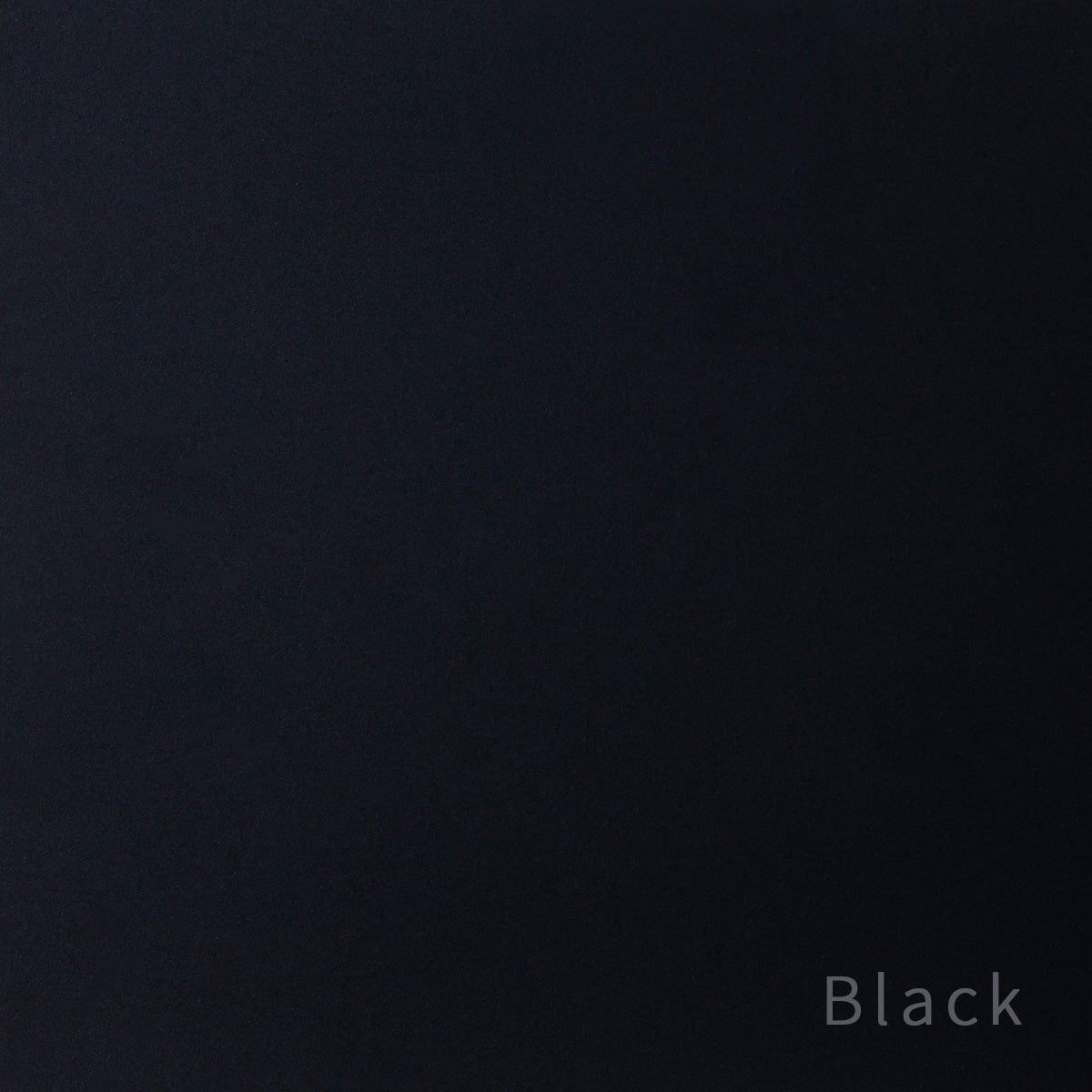 KanademonoのFENIX NTMのコンパクトな1本脚のテーブル