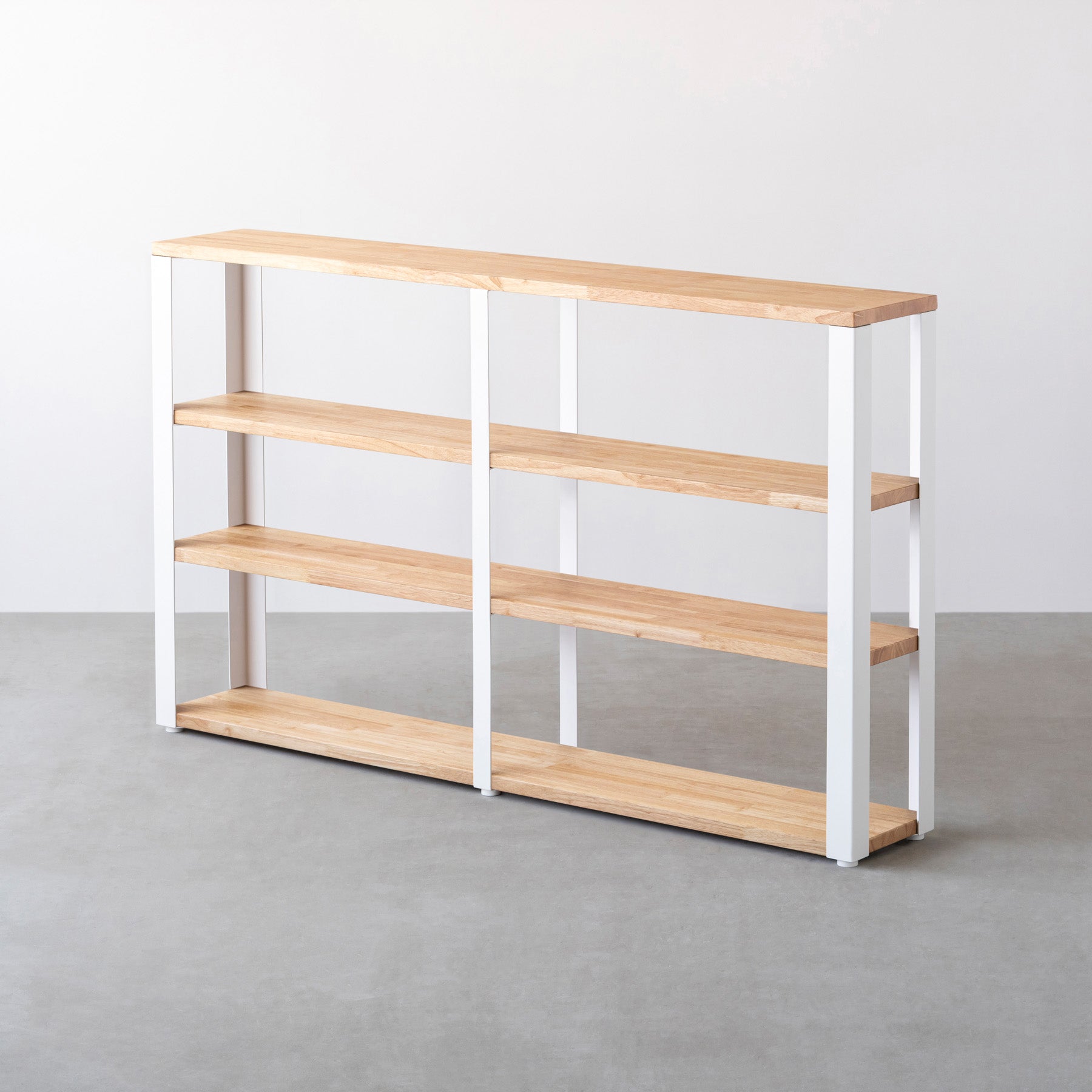 Kanademonoのラバーウッド材ナチュラルの棚板とホワイトの鉄脚の４段ストレージシェルフM