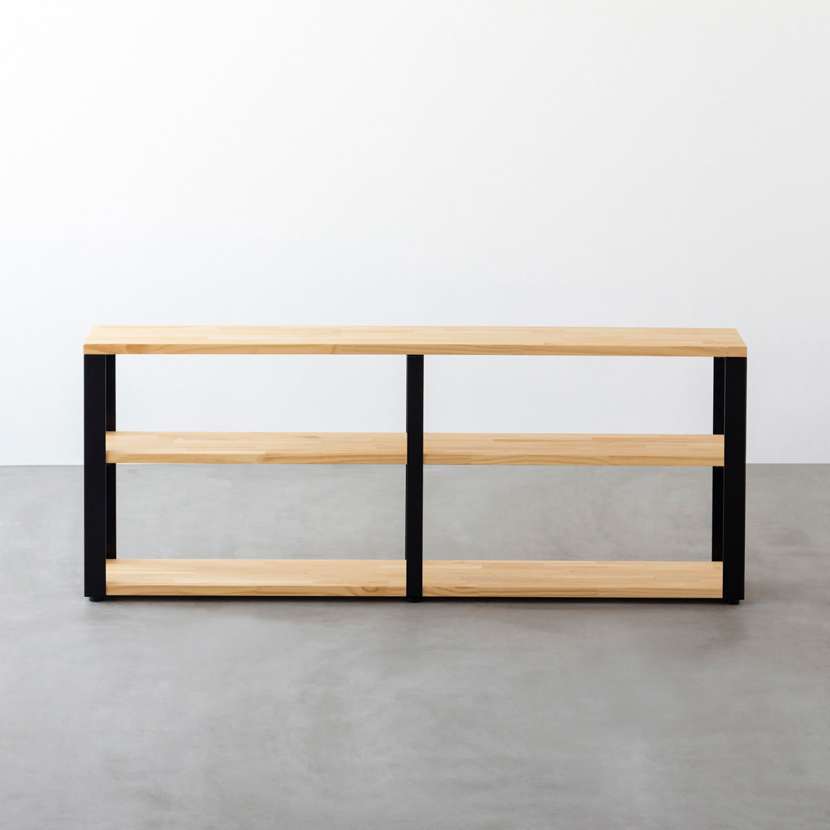 KANADEMONOのパイン材とマットブラックの鉄脚のストレージシェルフM（正面）