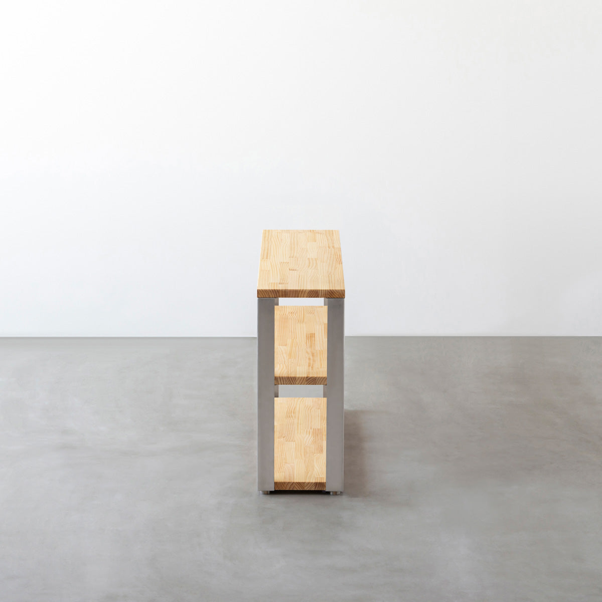 KANADEMONOのパイン材とステンレス脚のストレージシェルフS(側面)