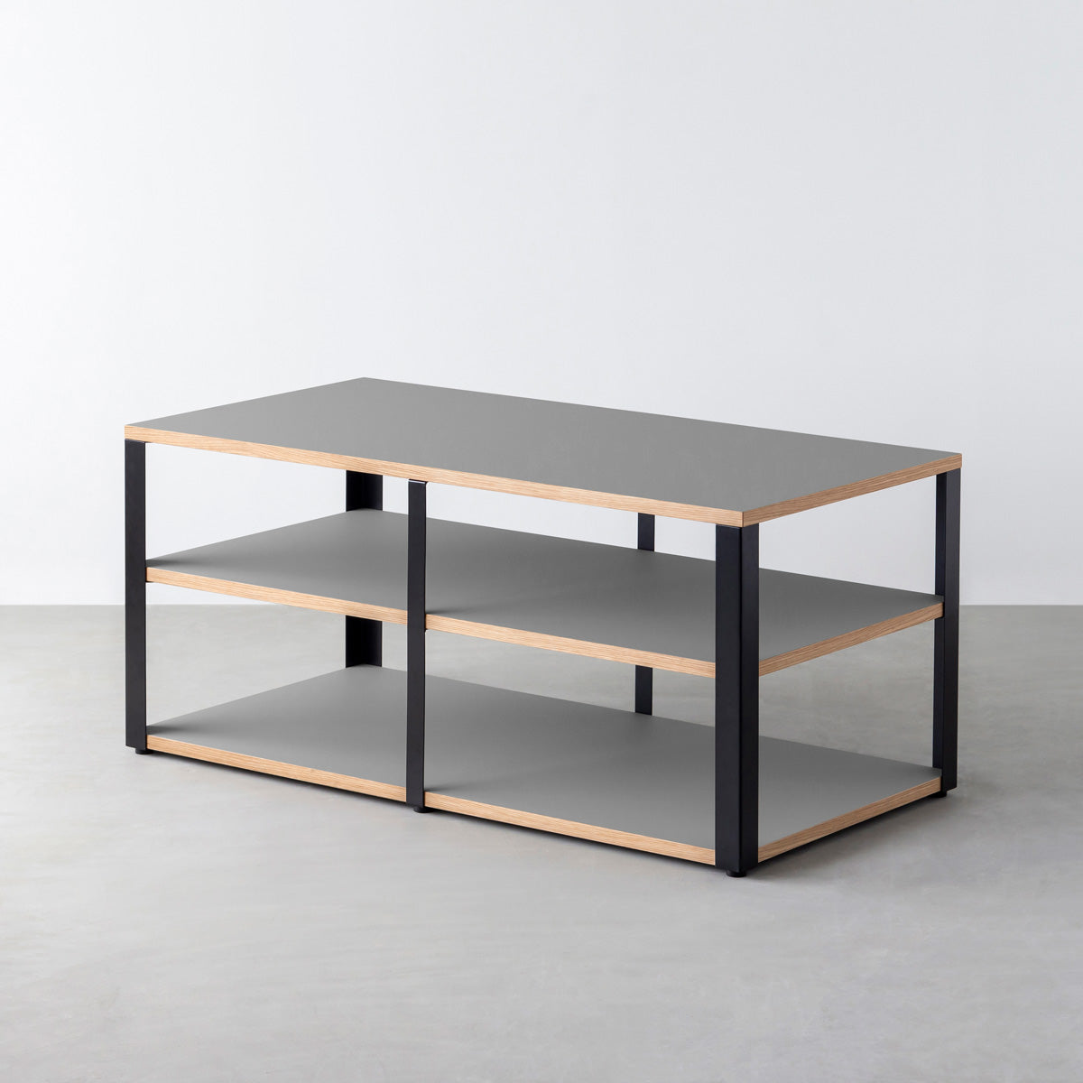 KanademonoのリノリウムAsh棚板とマットブラック鉄脚のストレージシェルフ幅121~160cm（奥行41~80cm）