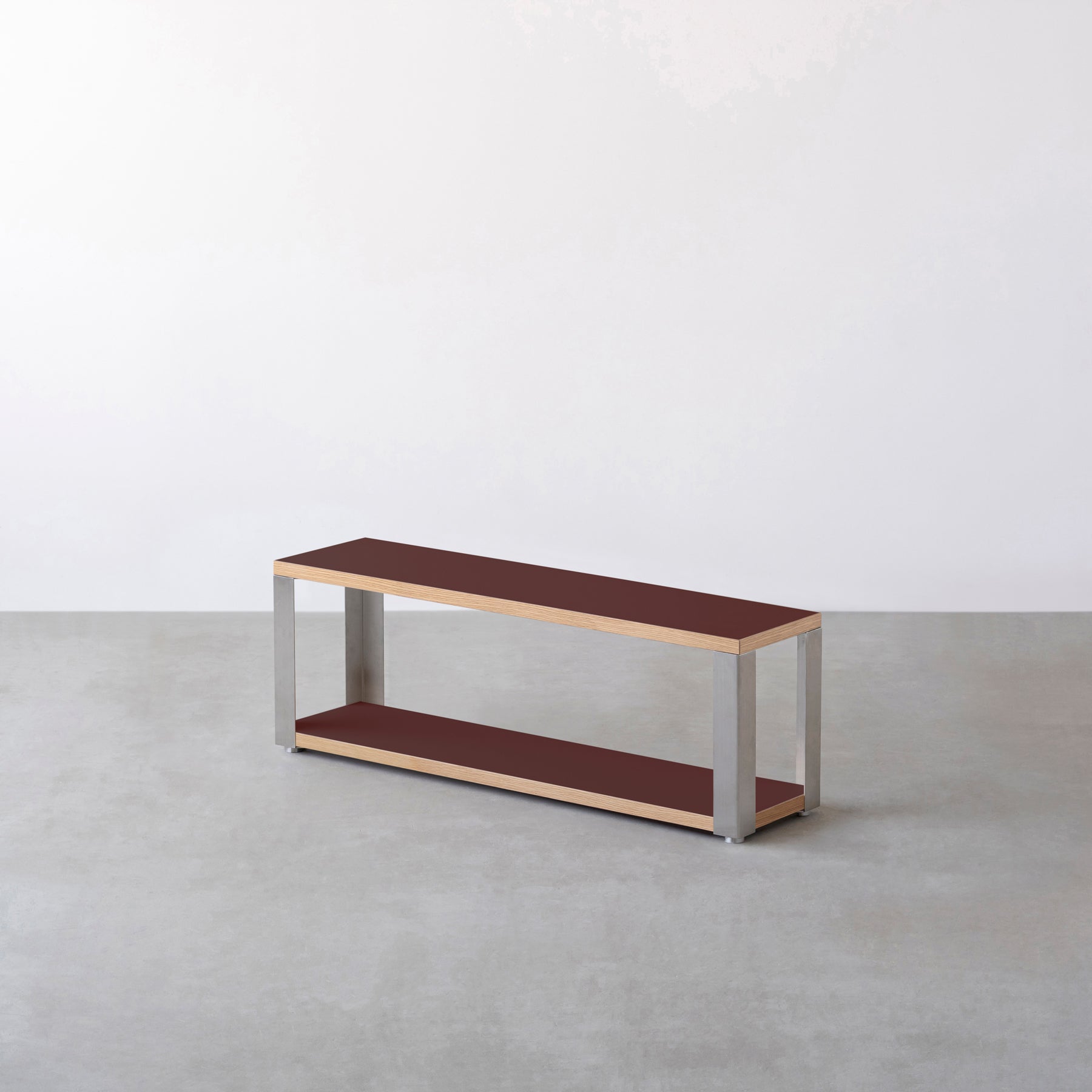 Kanademonoのリノリウム素材の棚板にステンレスフレームを組み合わせた２段ストレージシェルフ /Burgundy