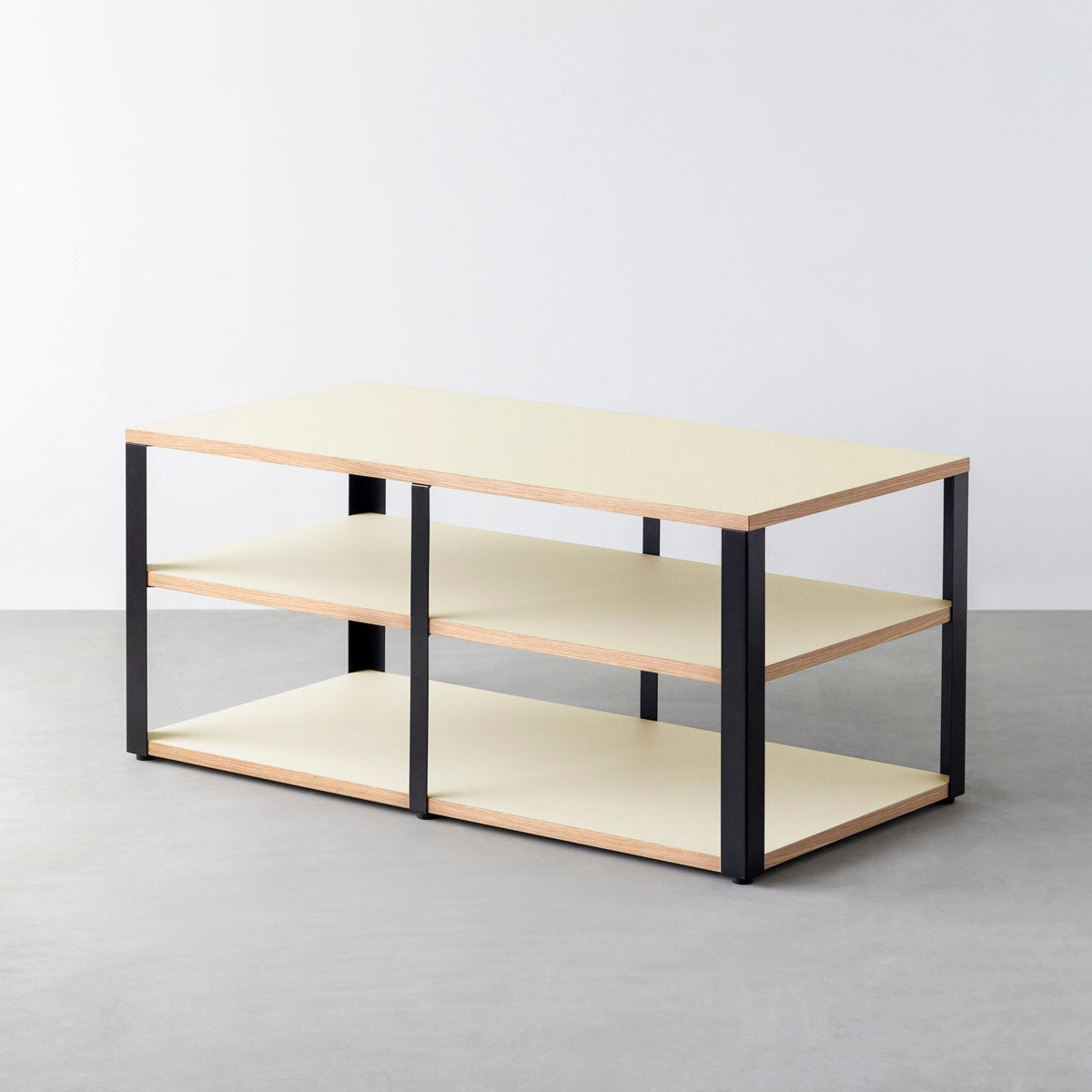 KanademonoのリノリウムPearl棚板とマットブラック鉄脚のストレージシェルフ幅121~160cm（奥行41~80cm）