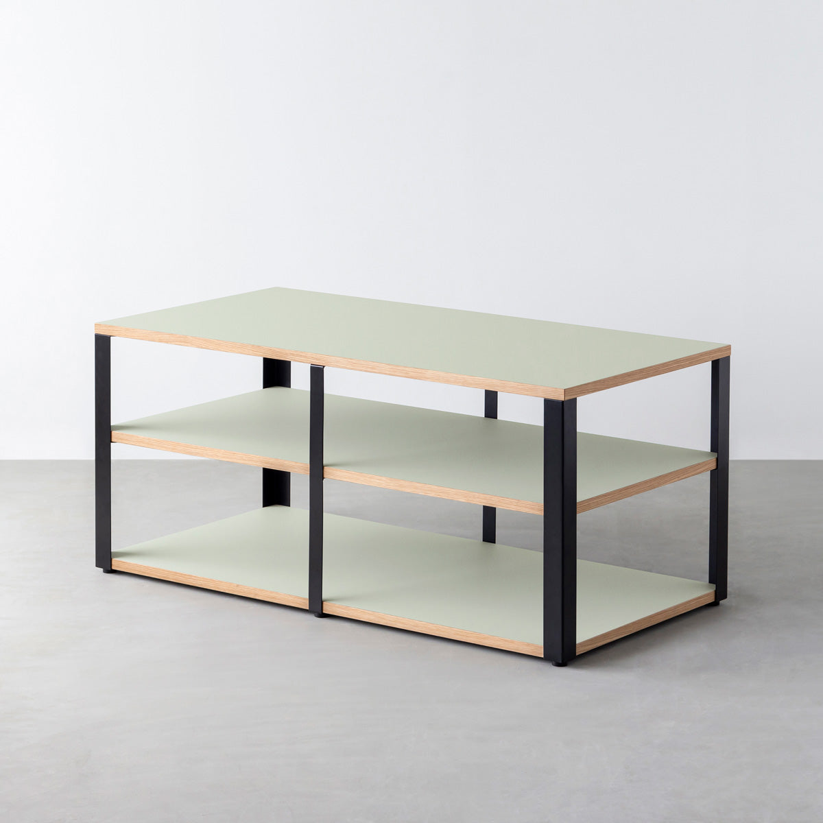 KanademonoのリノリウムPistachio棚板とマットブラック鉄脚のストレージシェルフ幅121~160cm（奥行41~80cm）