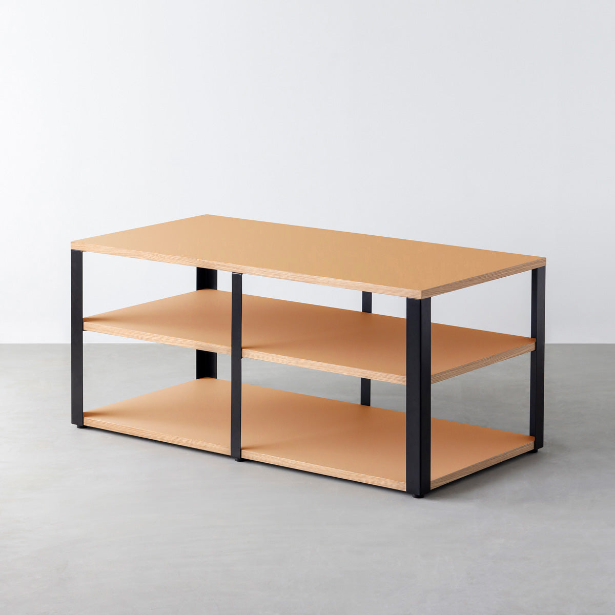 KanademonoのリノリウムClay棚板とマットブラック鉄脚のストレージシェルフ幅121~160cm（奥行41~80cm）