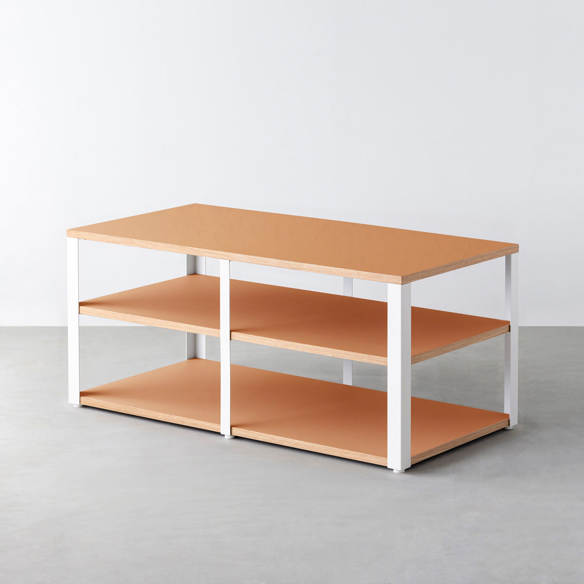 KanademonoのリノリウムLeather棚板とマットホワイト鉄脚のストレージシェルフ幅121~160cm（奥行41~80cm）