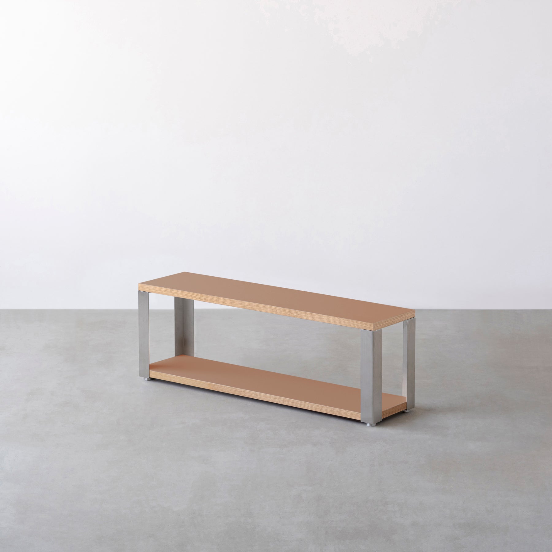 Kanademonoのリノリウム素材の棚板にステンレスフレームを組み合わせた２段ストレージシェルフ /Walnut