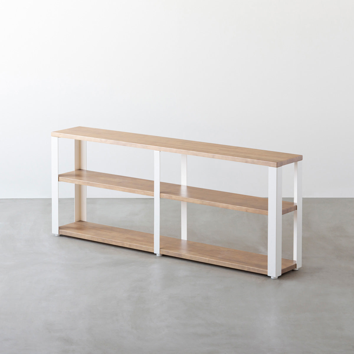 KANADEMONOのラバーウッドアッシュグレーの棚板とホワイトの鉄脚のストレージシェルフM