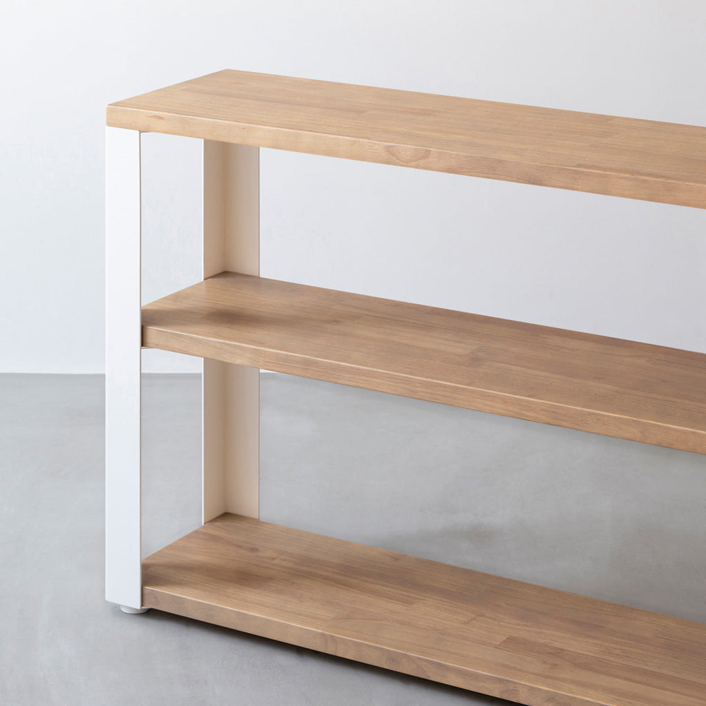 KANADEMONOのラバーウッドアッシュグレーの棚板とホワイトの鉄脚のストレージシェルフS(寄り)