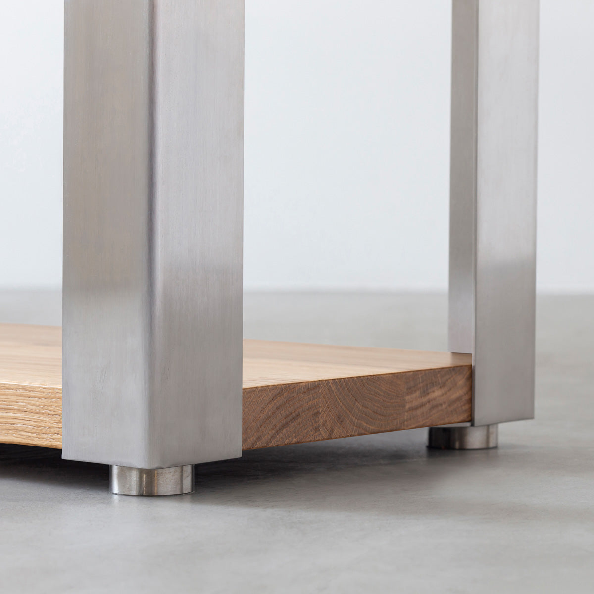 スマート造作ストレージシェルフ 2段 / 無垢 ホワイトオーク × ステンレススチール脚