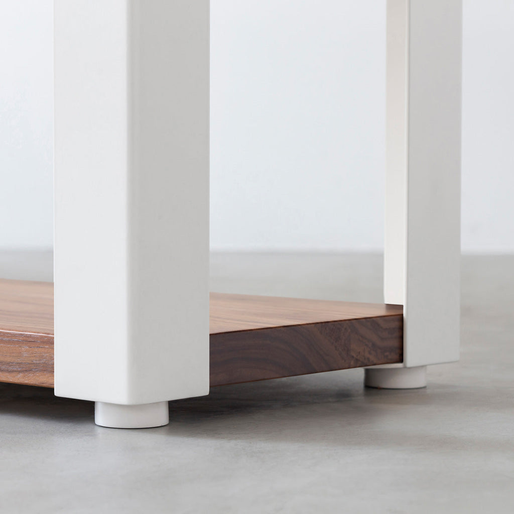 Kanademonoのウォルナットの棚板とホワイトの鉄脚の２段ストレージシェルフS（脚）