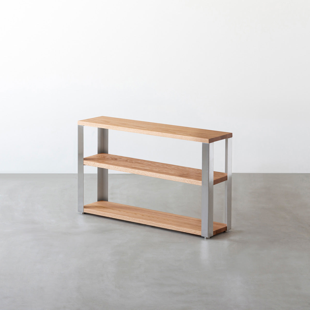 KANADEMONOのレッドオークの棚板とステンレス脚のストレージシェルフS