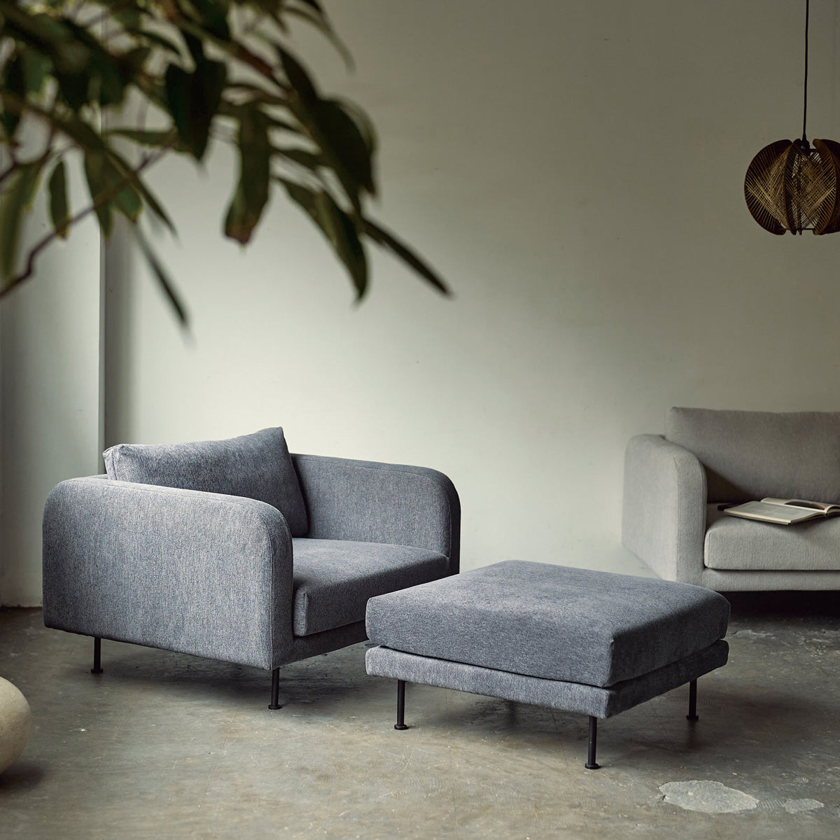 Cloud - Modern　アイアン脚 ソファ　1 seater