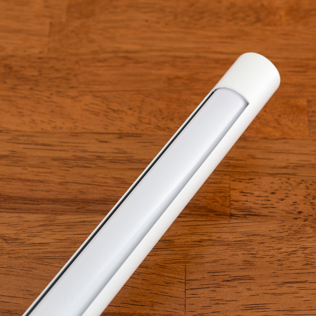 Smart Chic Bar Light