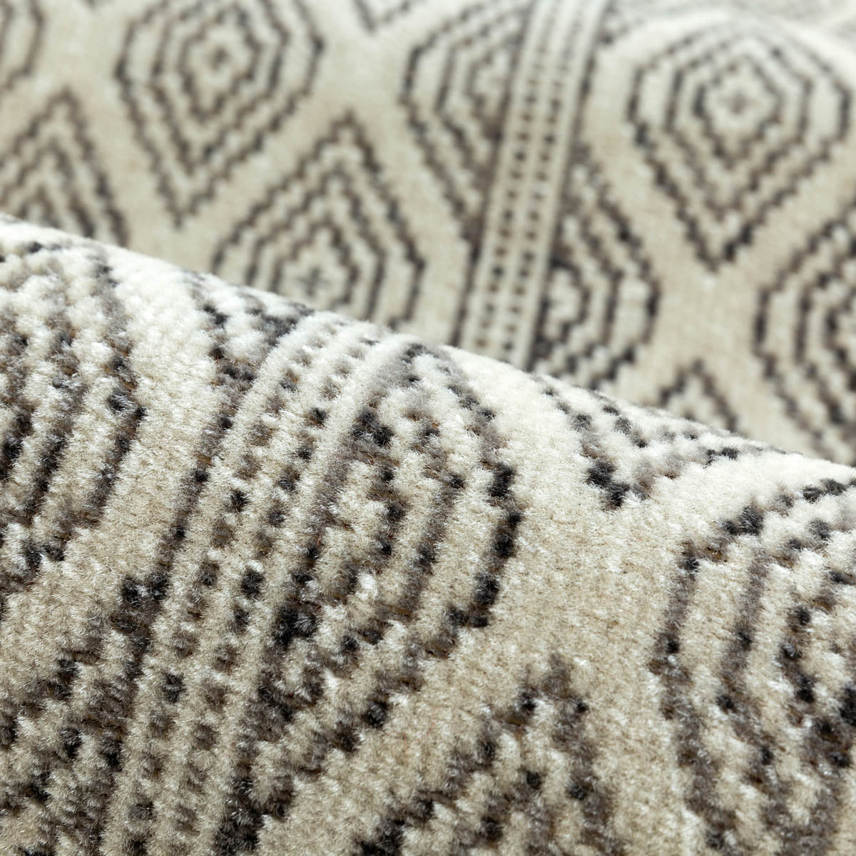 Striped Trellis Fringe Rug 　90×150