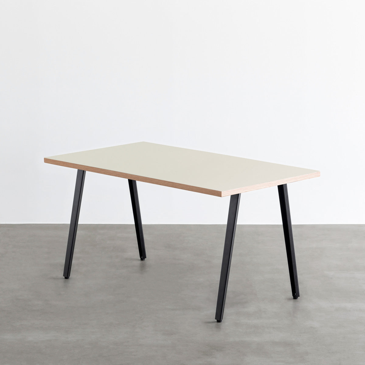 【2048テスト】スマート造作テーブル / リノリウム ベージュ・グレー系 × 黒スチール脚 (コピー)