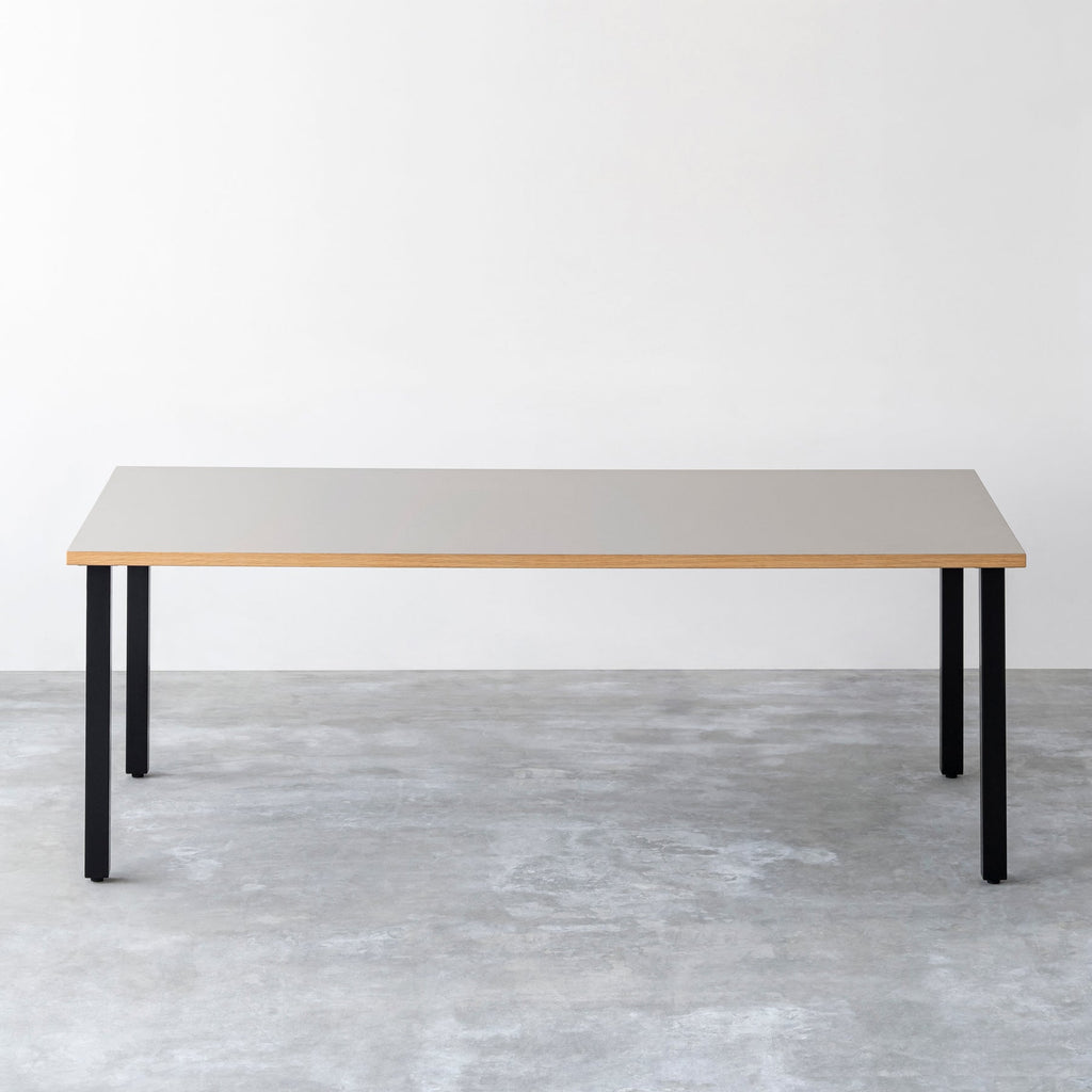 【Hチェック待ち】【テスト公開中】THE TABLE / リノリウム 全32色 × Black Steel × W181 - 200cm
