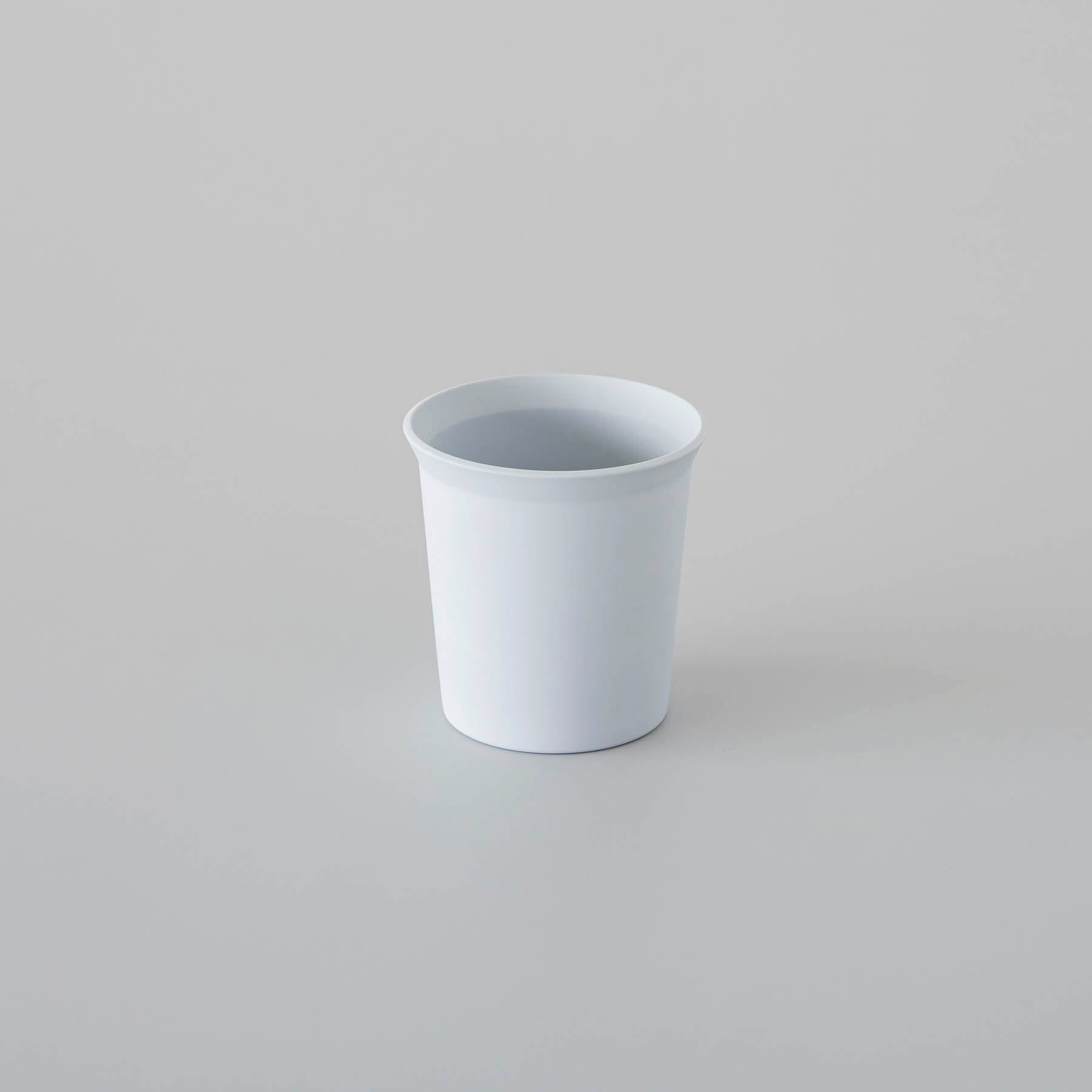 1616 / arita japan　"Standard" カップ