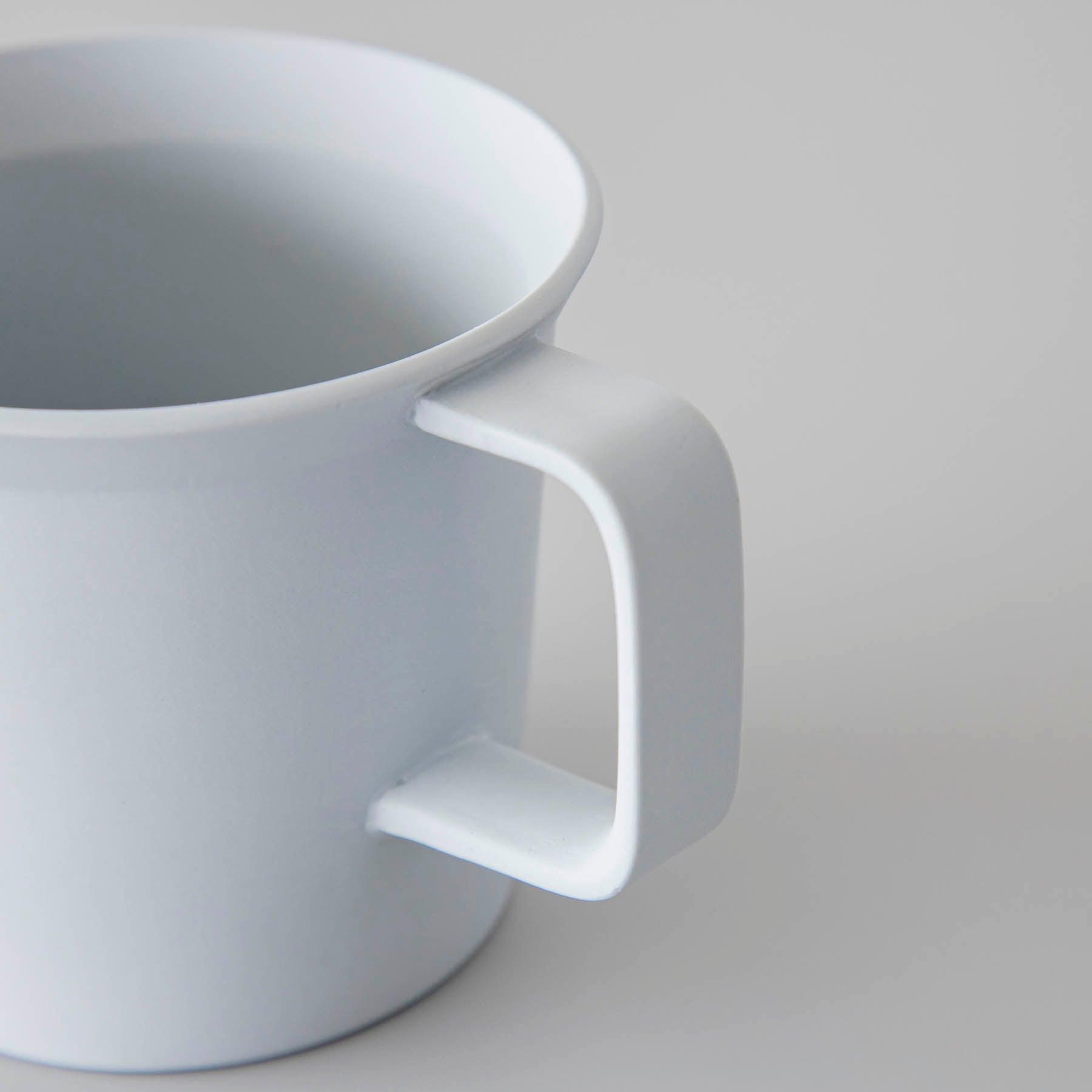 1616 / arita japan　"Standard" カップ