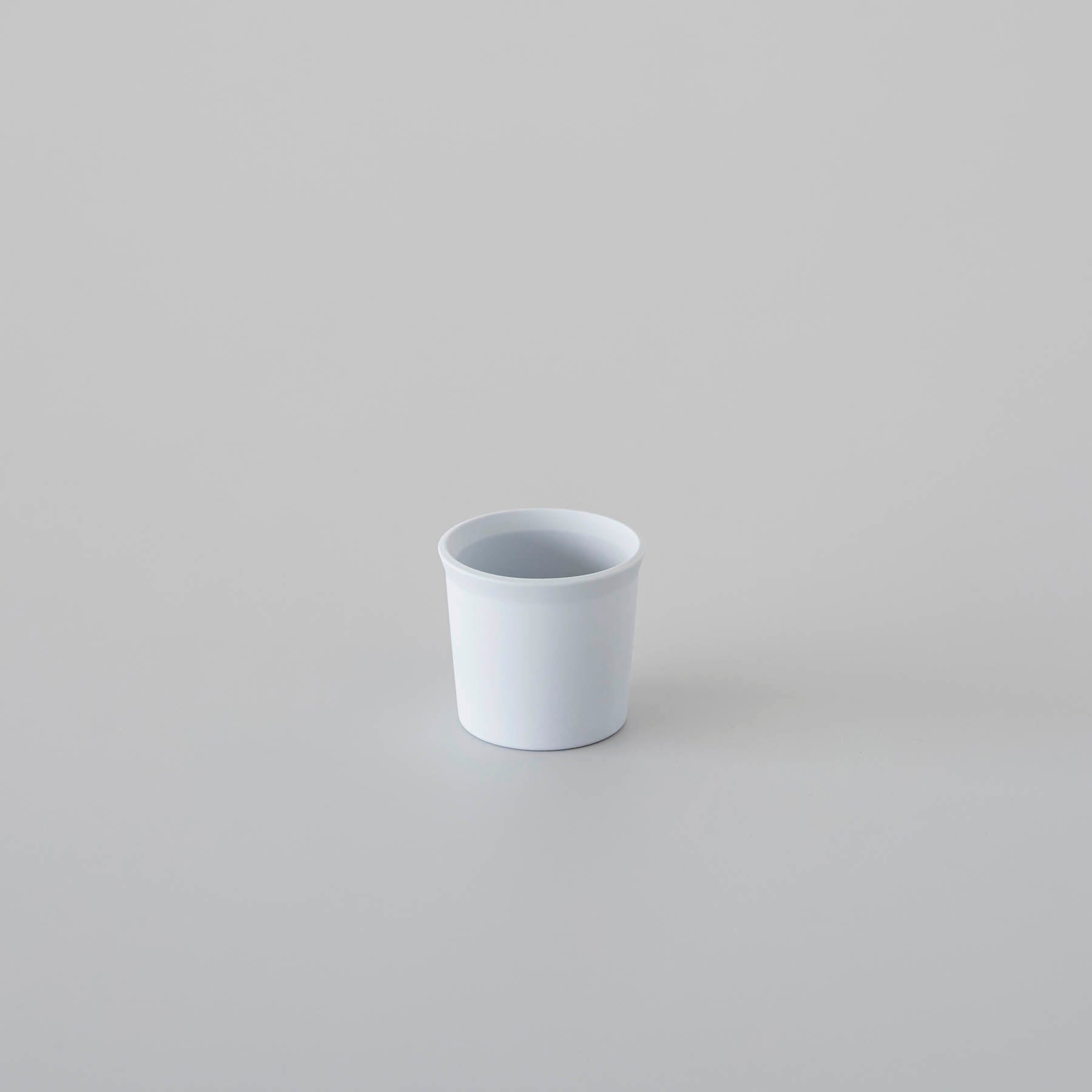 1616 / arita japan　"Standard" カップ