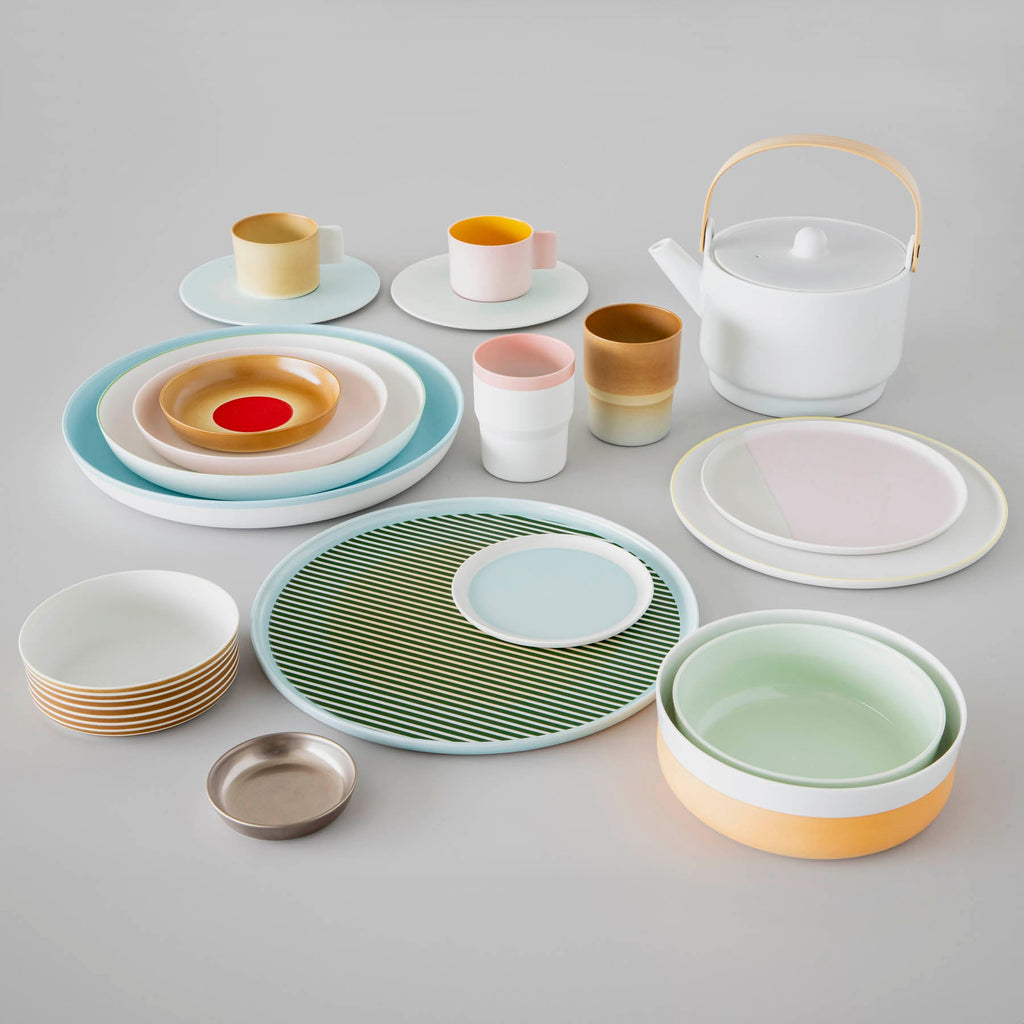 1616 / arita japan　"Colour Porcelain"  コーヒーカップ＆ソーサー