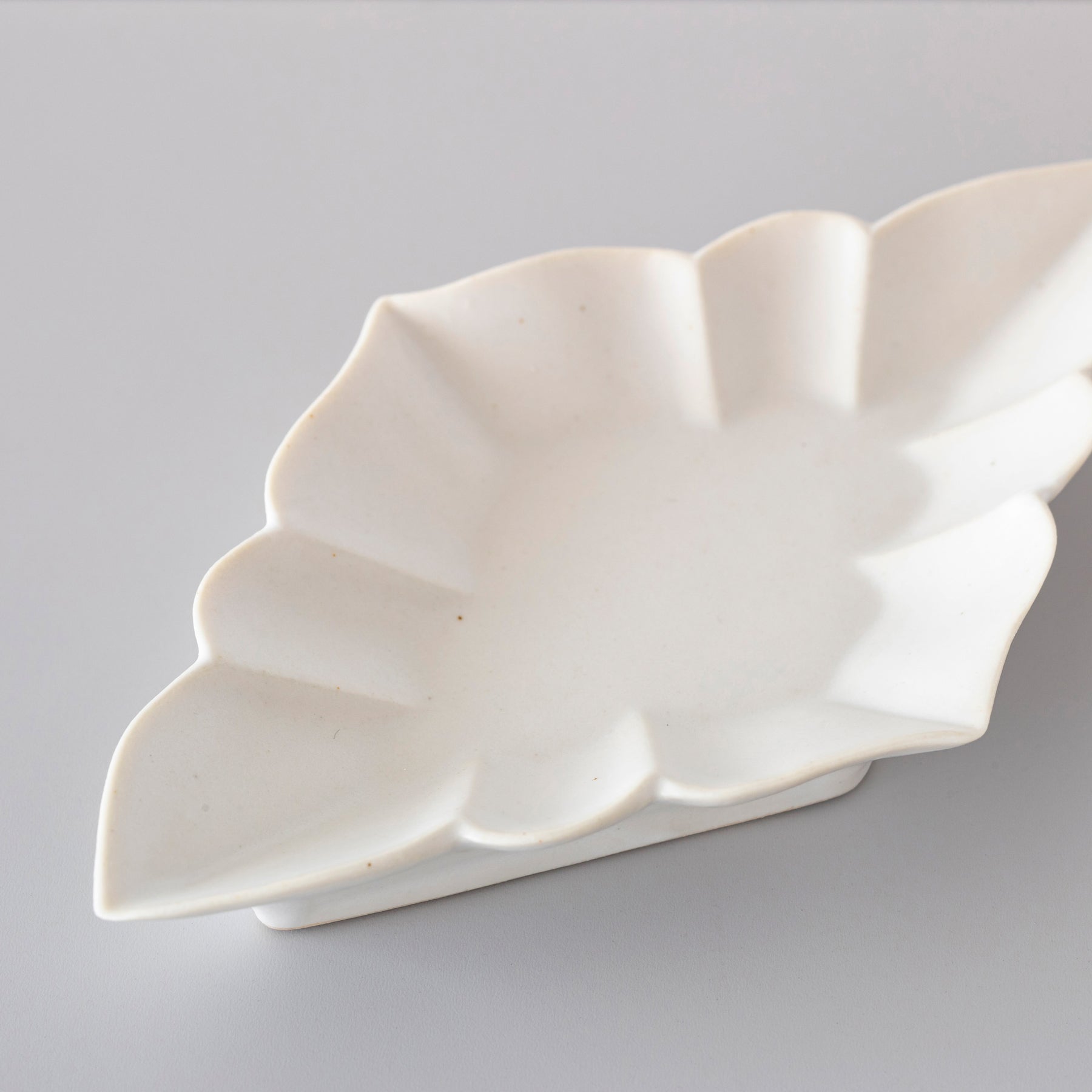 USUKIYAKI稜花菱豆皿