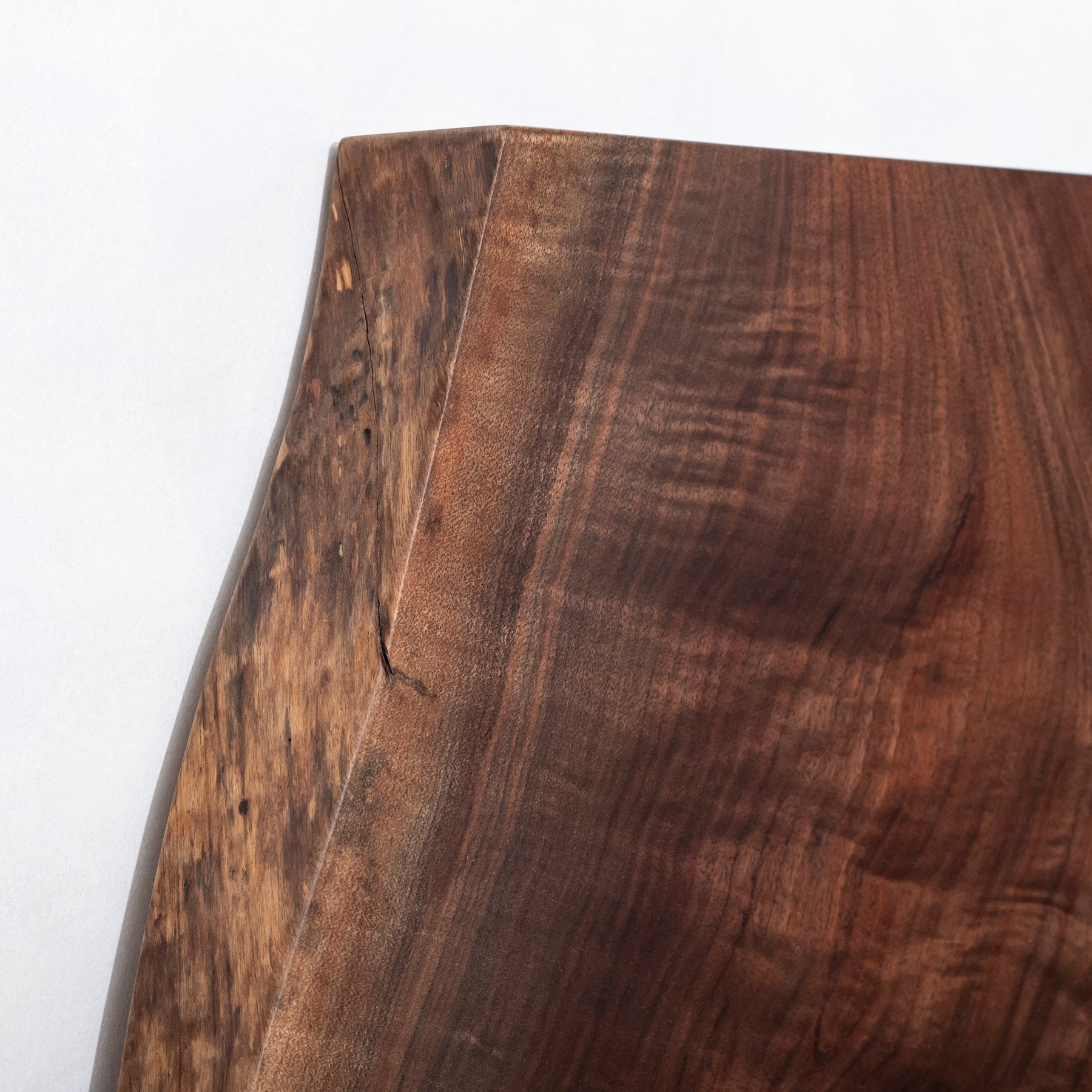 一枚板 / ウォルナット #0037　1513 × 790 ~ 1020 mm